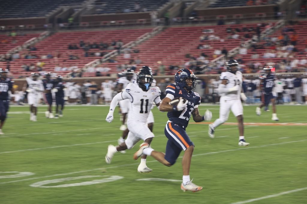 UTSA Rolls Past FIU, Captures SERVPRO First Responder Bowl