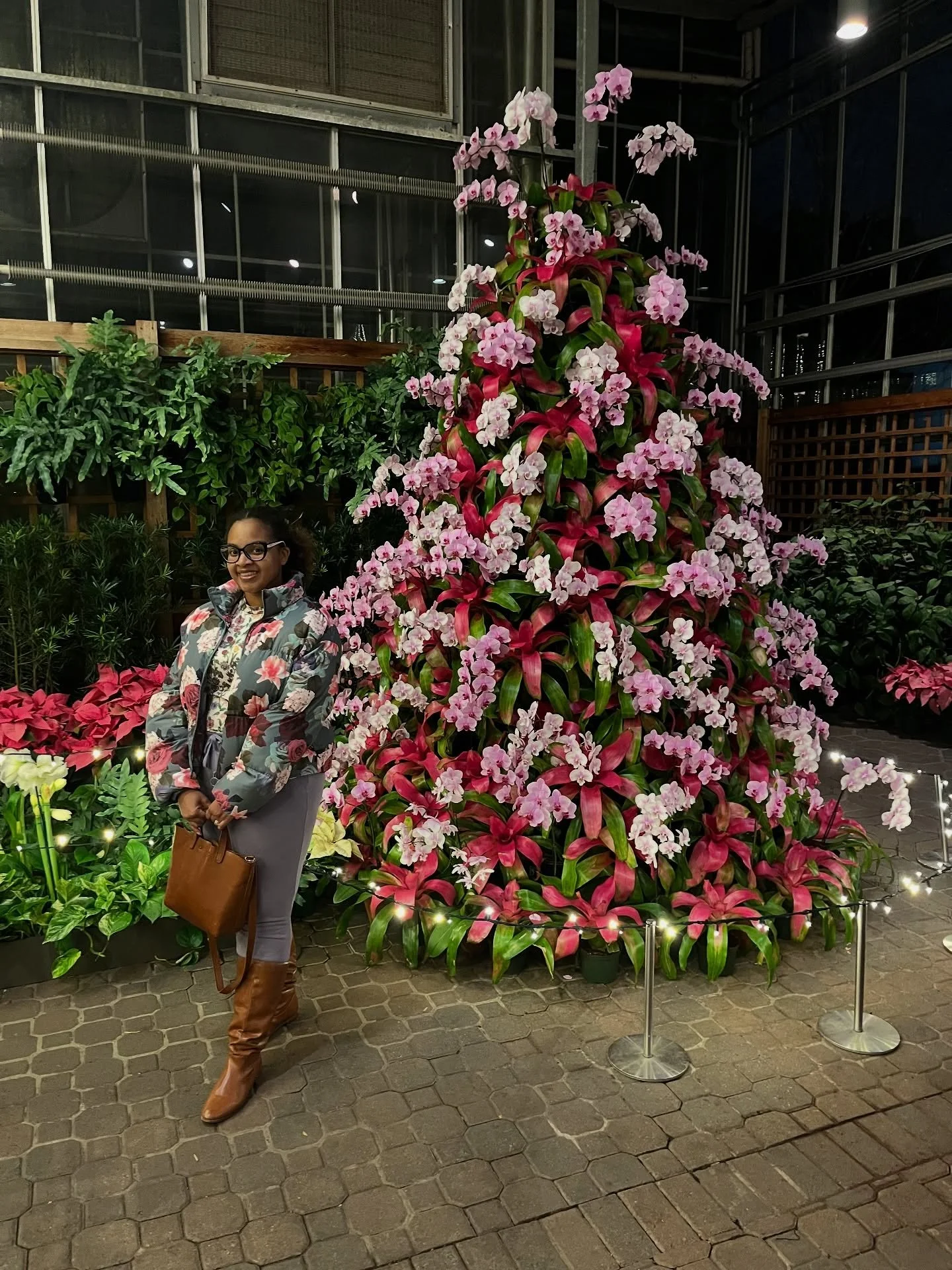 Spent last night at @atlbotanical . Loved all the little details 🌸🎄

#atlantabotanicalgarden
