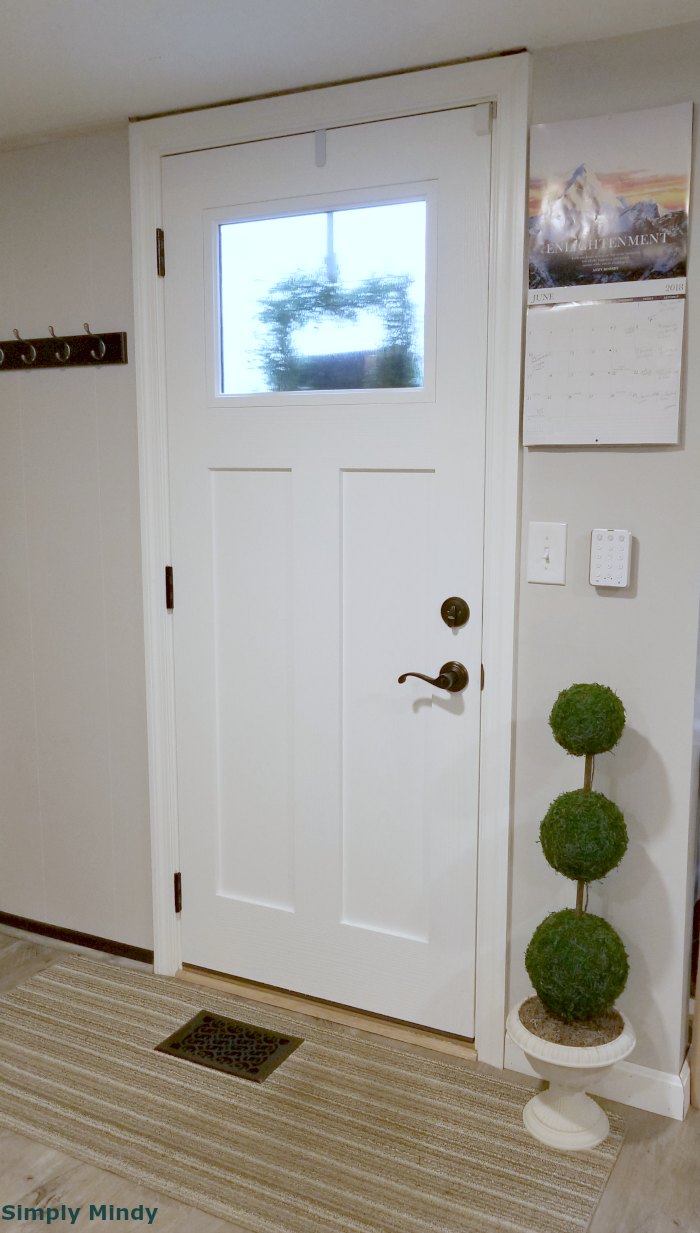 how-to-make-your-own-artificial-topiary_2.jpg