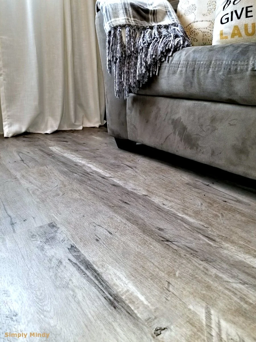 vinylplankflooringtips.jpg