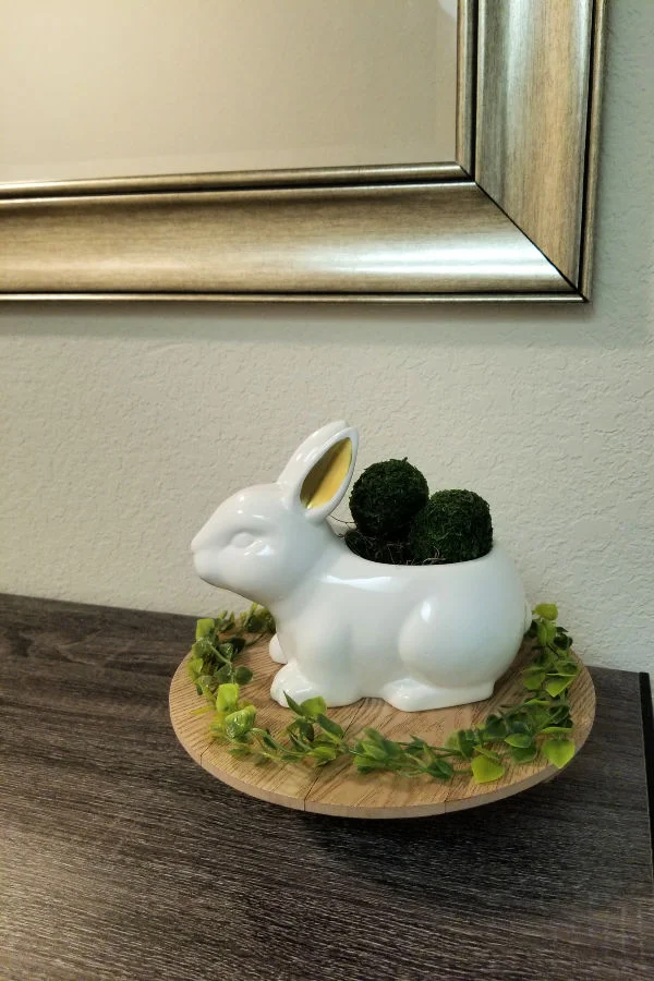 easter-bunny-decor.jpg