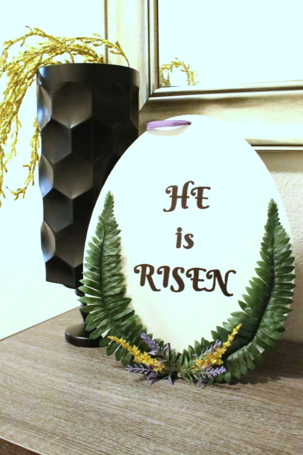egg-shaped-easter-sign (1).jpg