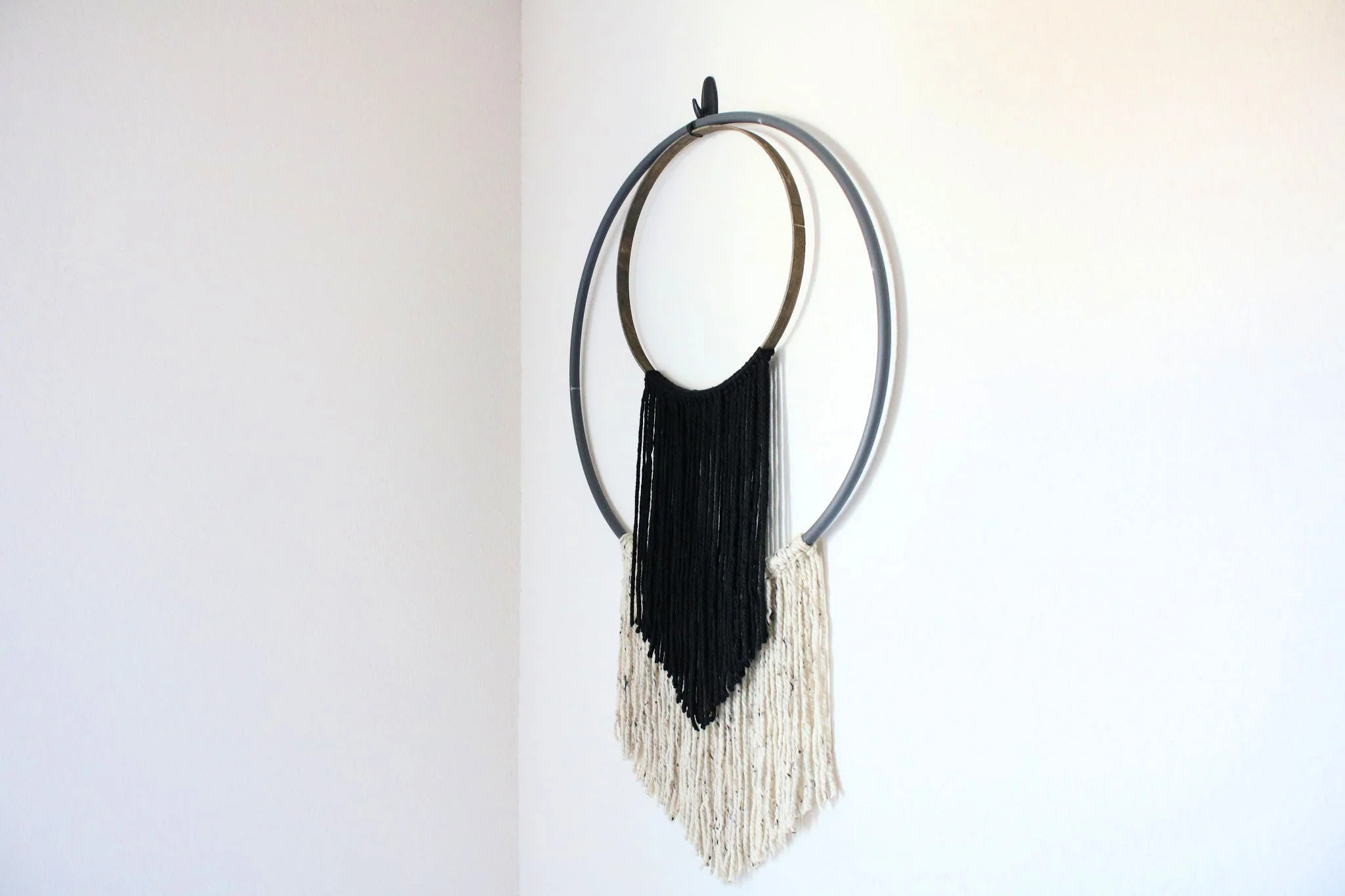 macrame-wall-hanging.jpg
