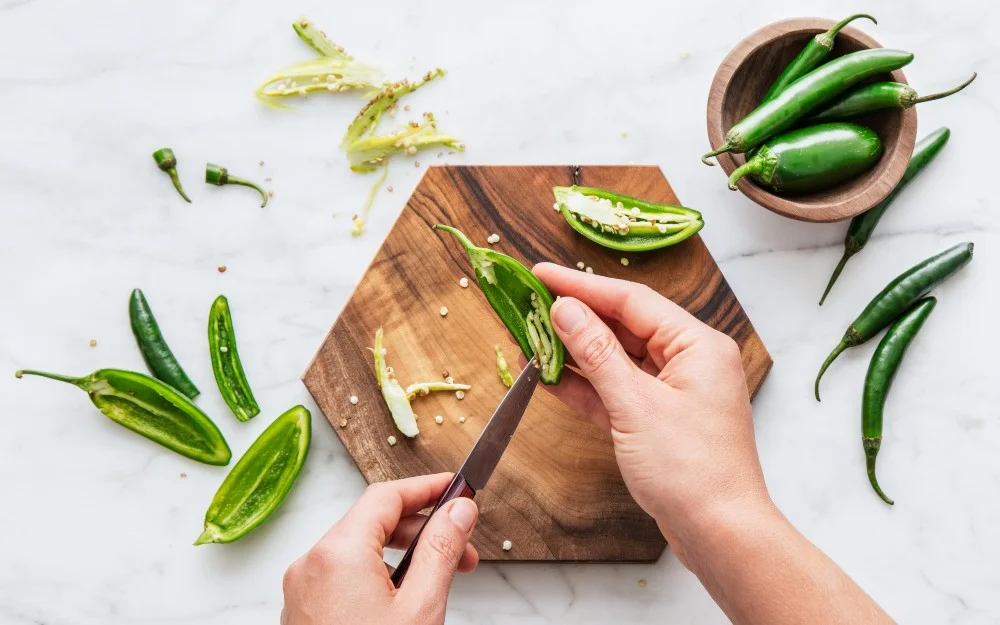 Deseeding peppers
