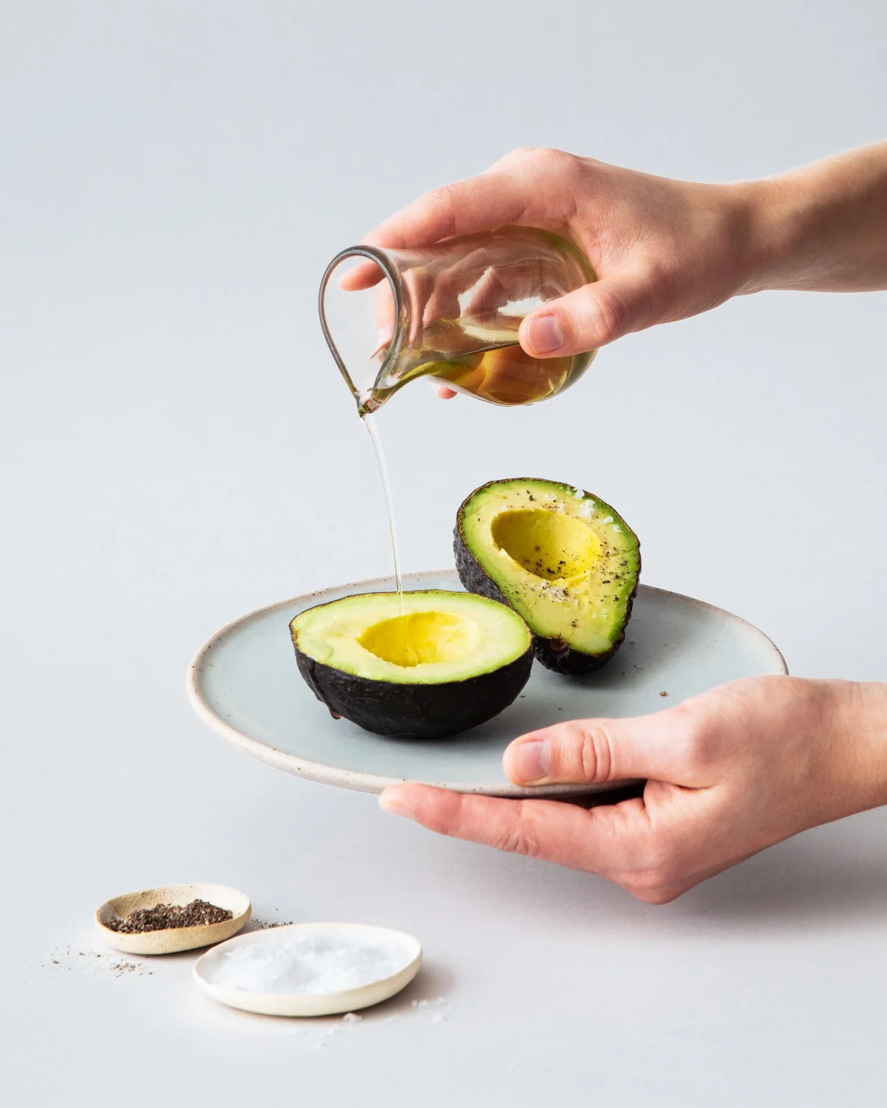 dinner-starts-with-the-right-oil-inline-avocado.jpg