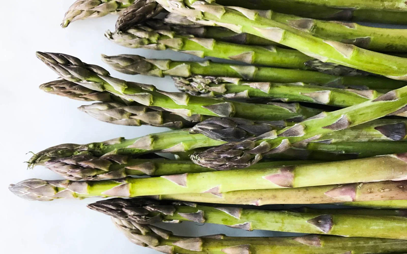 asparagus-easy-quick-simple-dress-serve.jpg