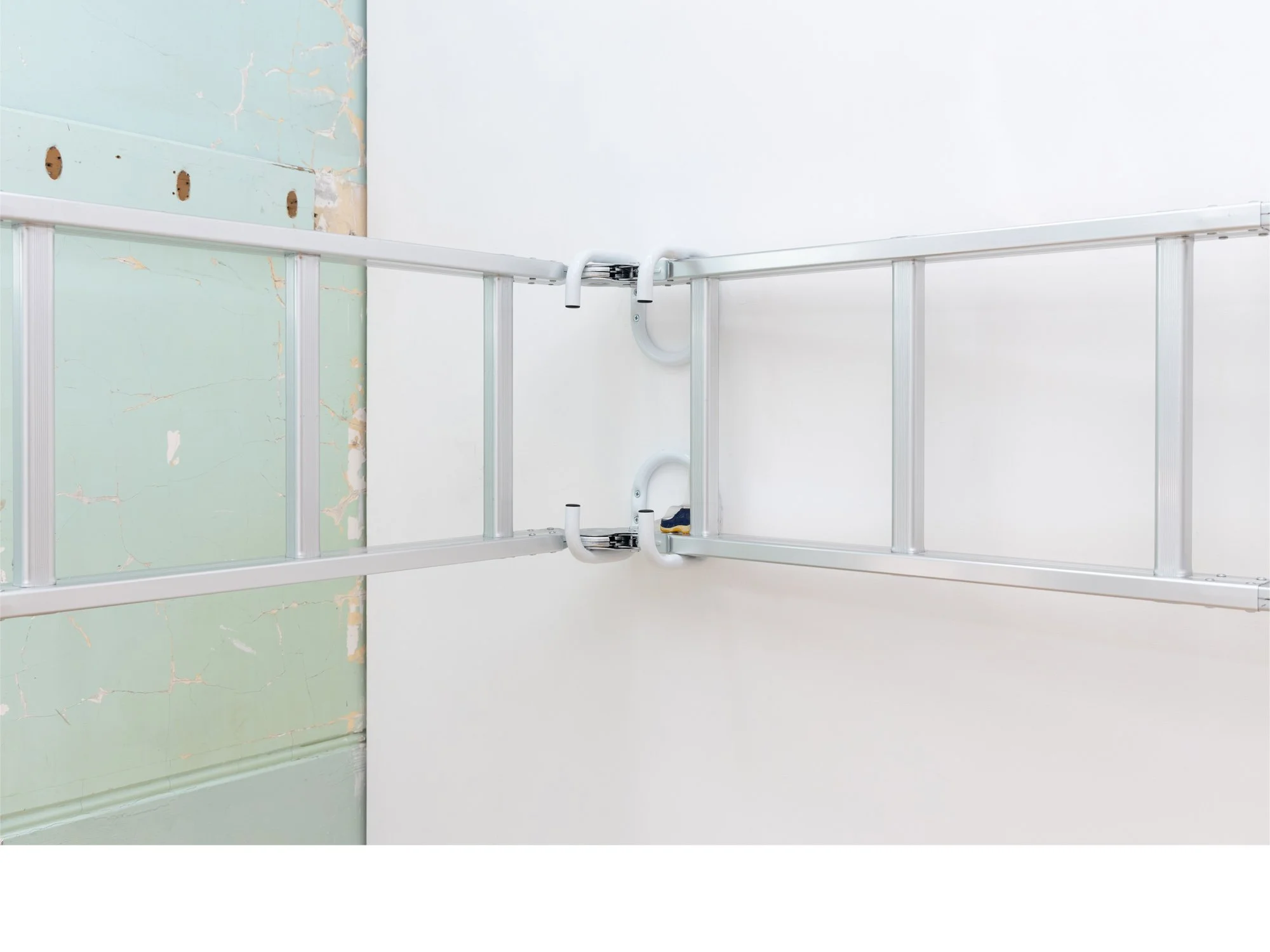 ladder-corner.jpg