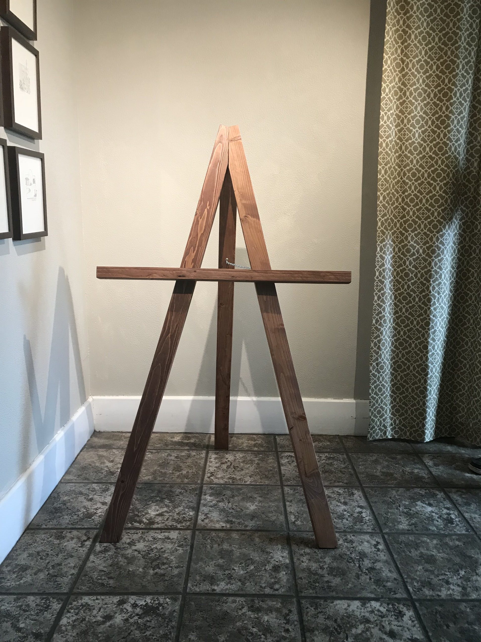 Tri Standing Easel
