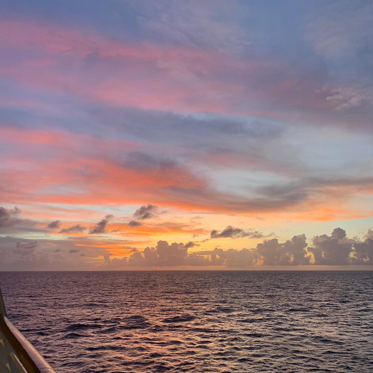 This year I learned how many colors the sky can be 🛶
.
.
.
.
.
.
.
.
.
.
.
.
#sunset #sunsetphotography #sunrise #miami #stmaarten #stthomas #virginislands #symphonyoftheseas #cruiselife #actorlife #oceanphotography #cozumel #costamaya #puertorico #