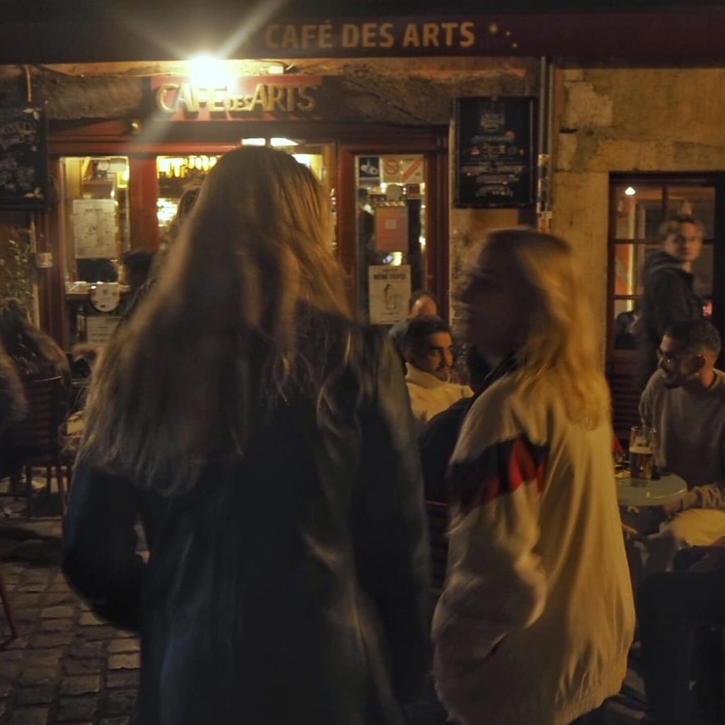 I put a fried egg on my croque monsieur to make it a croque madame and now J.K. Rowling is outside my apartment yelling. 🧀🐷
.
.
.
.
.
.
.
.
.
#swipeforpigs #oink #baguettebabe #annecytourisme #baguette #cheesewheel #ilovecheeseandpigs #annecylake #