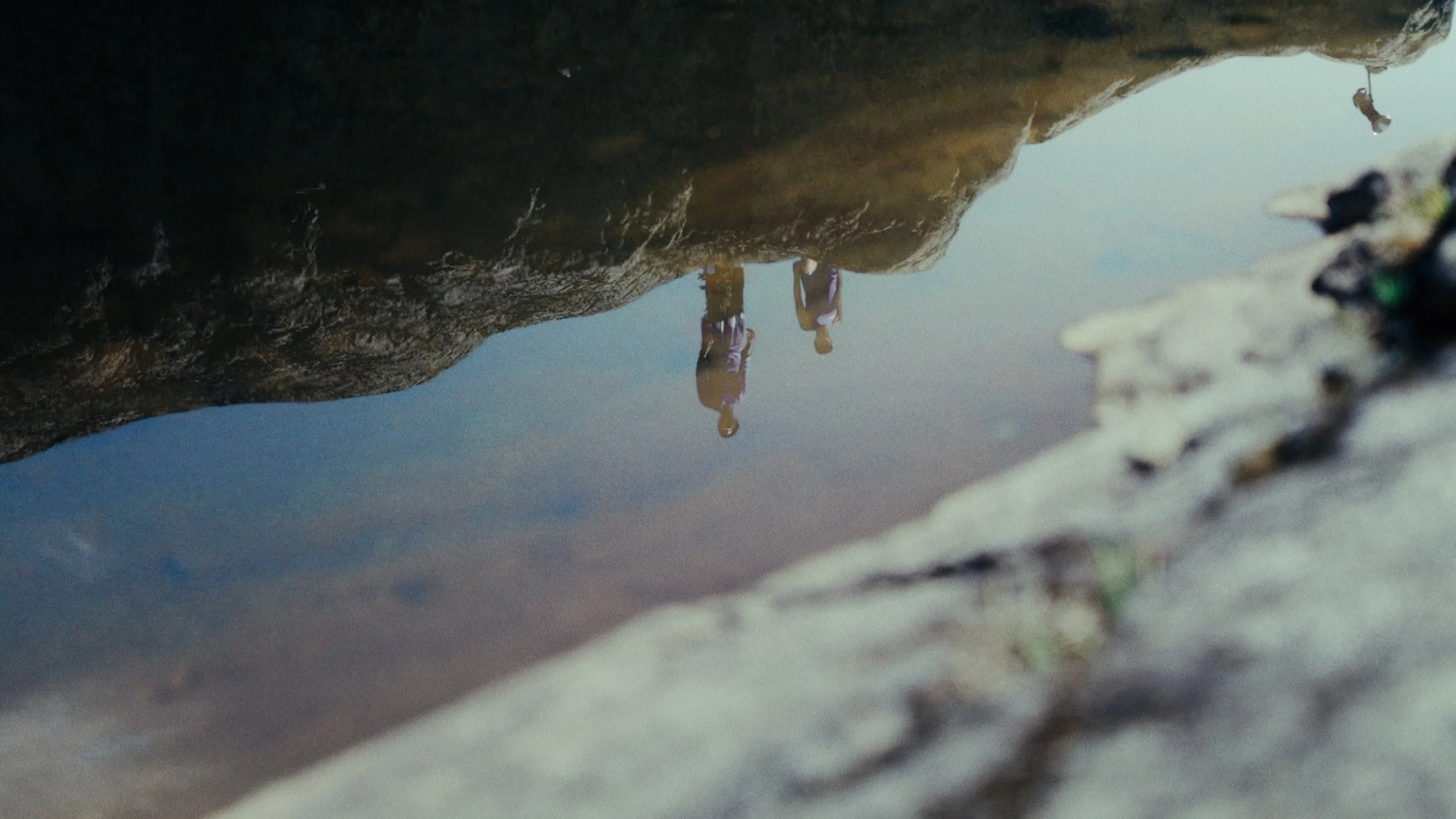 MAIN TIMELINE V3.00_00_12_10.Still014-1.jpg