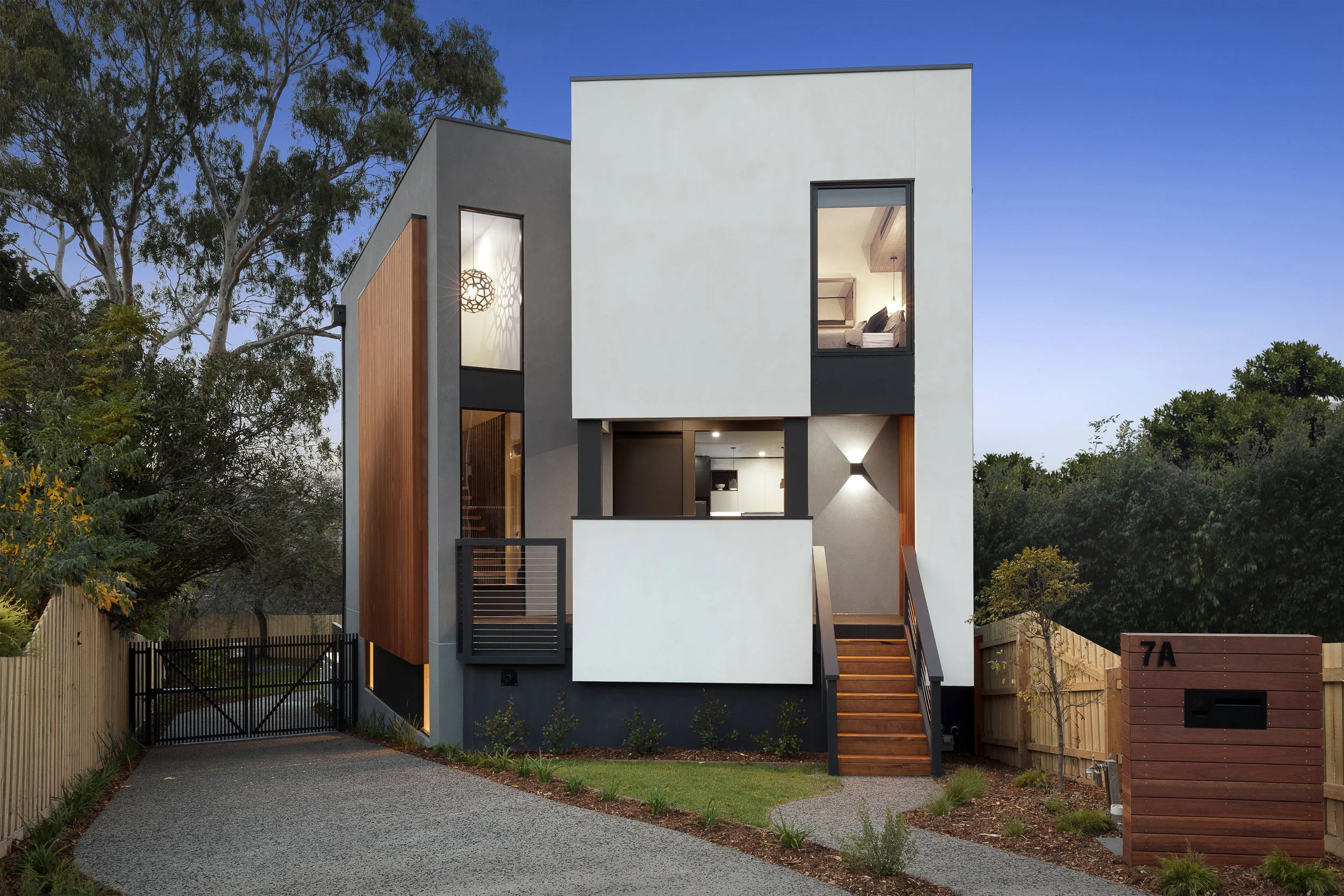 + Nunawading Residence