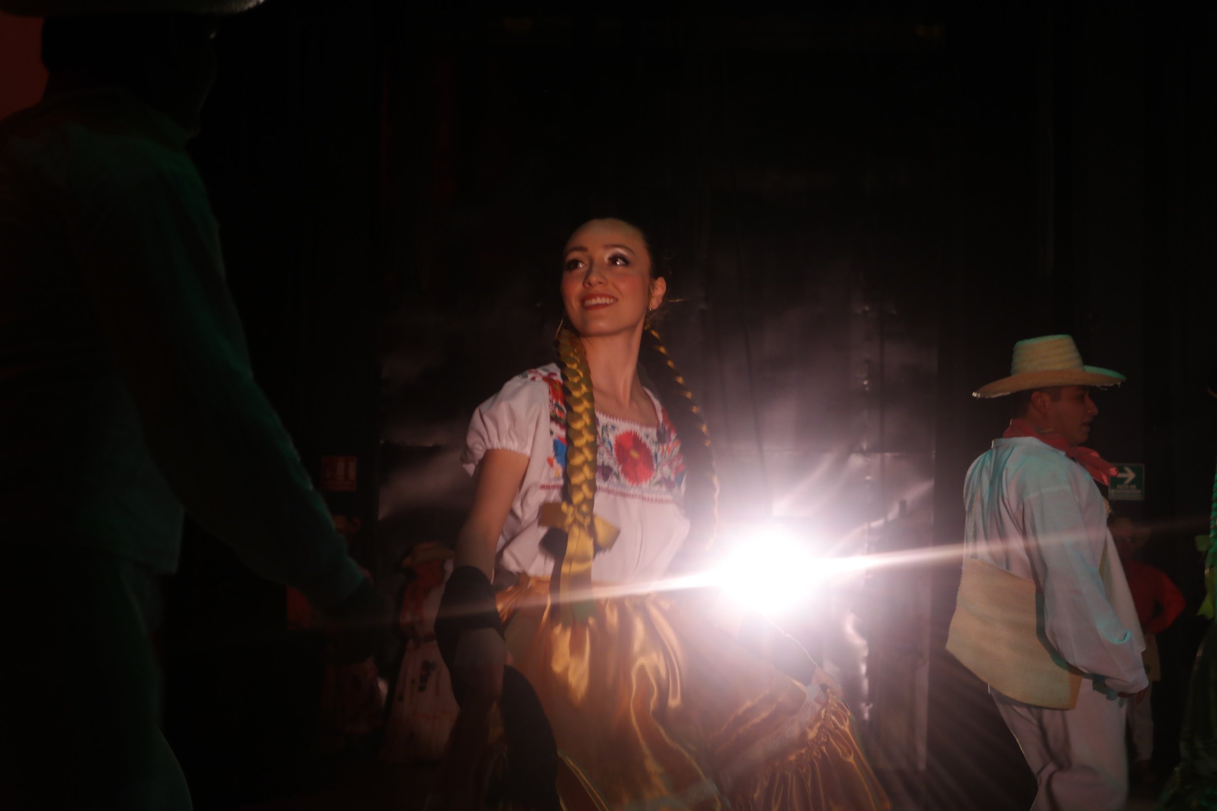 Ballet Folklórico Vini Cubi