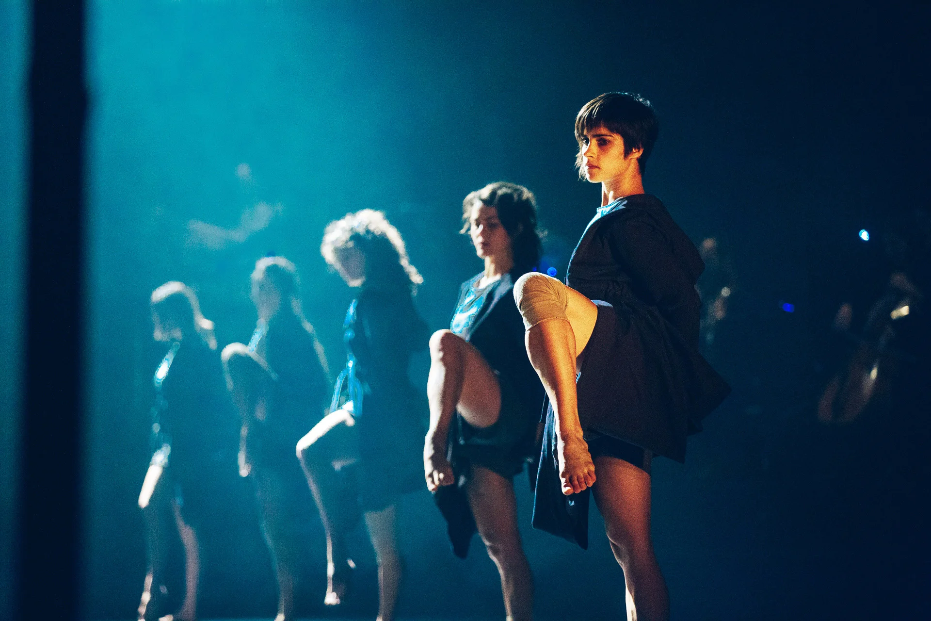 Vertigo Dance Company / White Noise