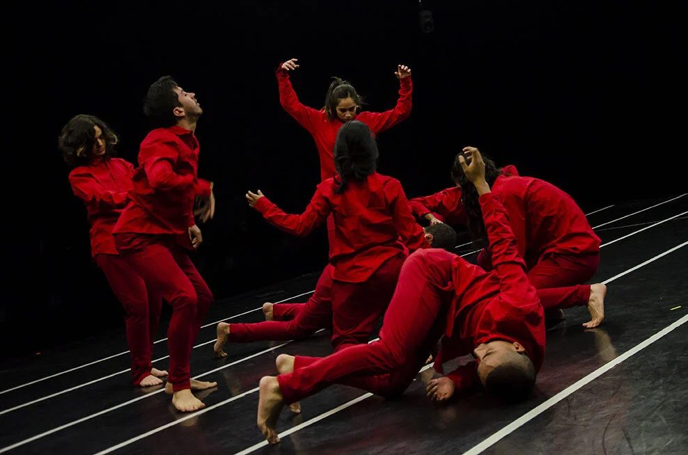 VIDEOS DE SÁBADO POR LA NOCHE Compañía Juvenil de Danza Contemporánea de la UNAM DAJU