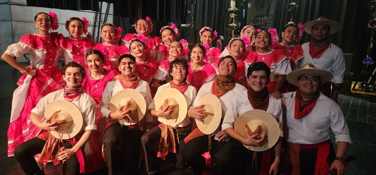 Encuentro de Folklor Universitario - "ASÍ BAILA MÉXICO”