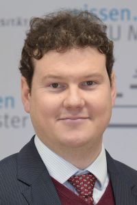 Headshot Fowkes.jpg