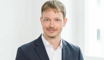 VRÜ: Access to information and the fourth wave of rights