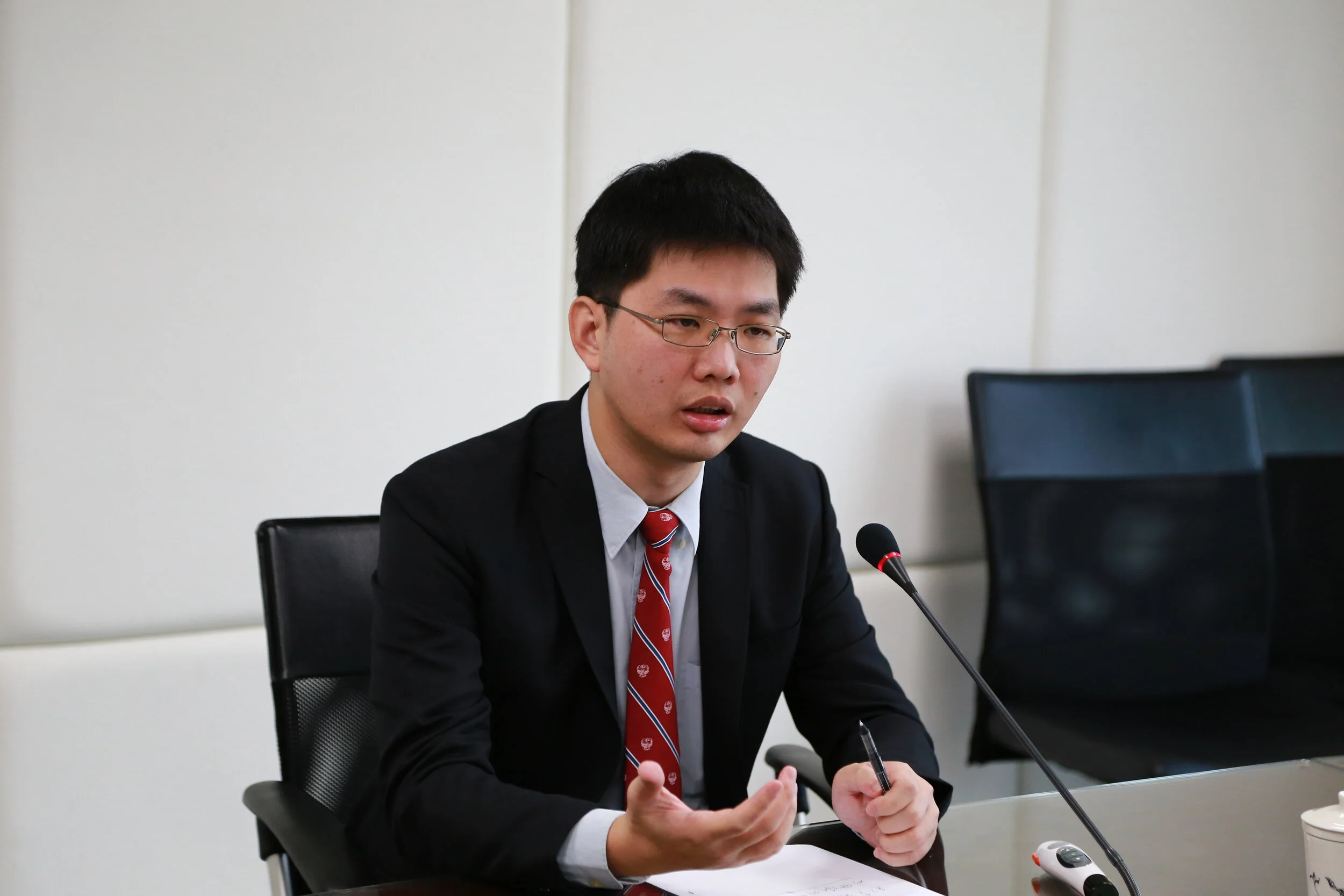 Symposium: Believe in the Ideal, not the Idol: Is Constitutional Idolatry Happening in Taiwan?