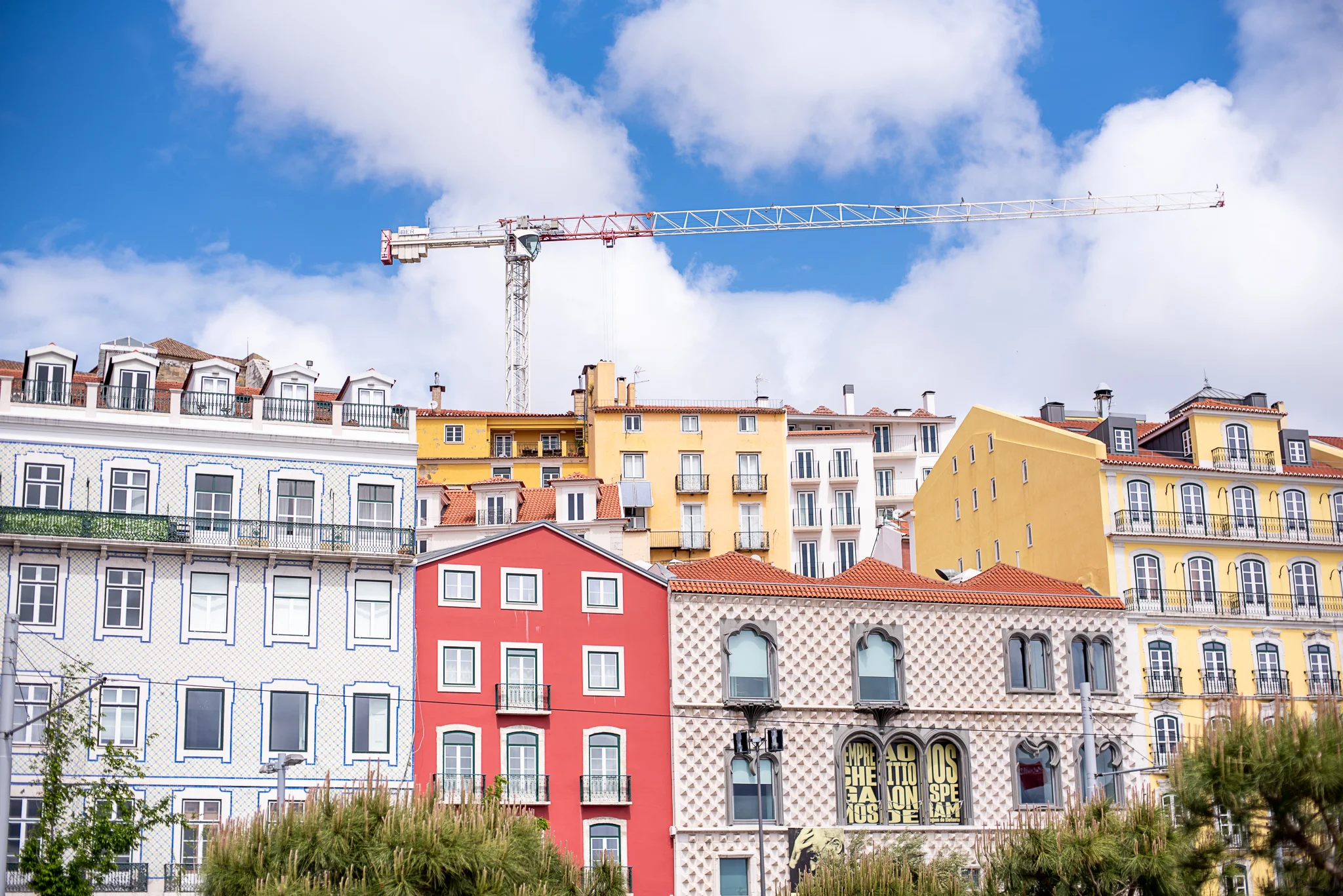 Lisbon0450VictureProd.jpg