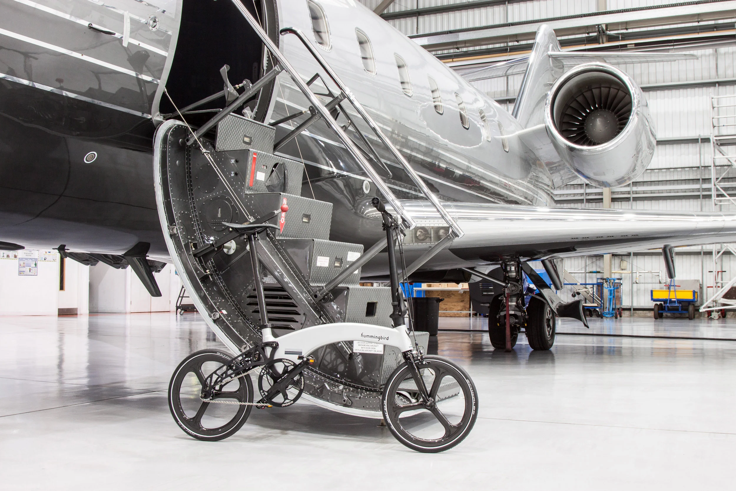 This bespoke custom Hummingbird was commissioned for a VIP customer. The metallic silver paint and degrade stripe to match the owner's private Jet