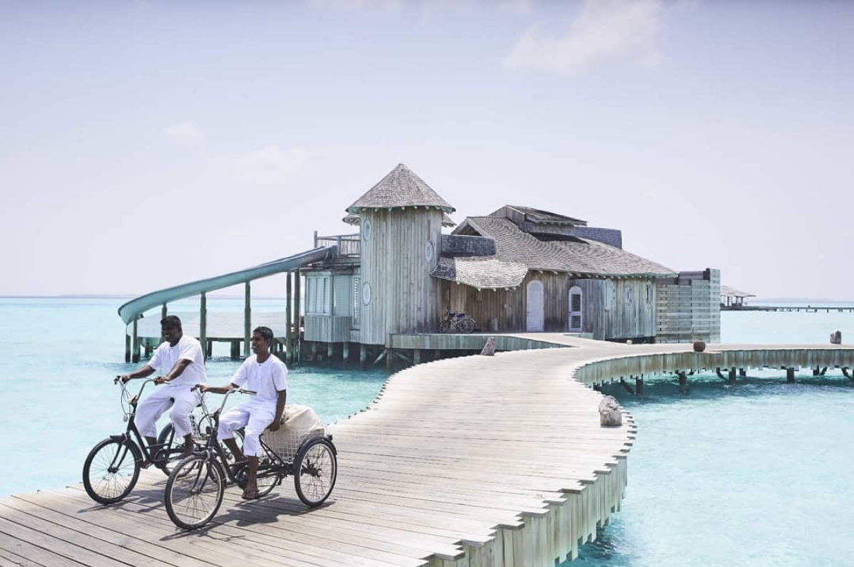 Commuting in Soneva Jani , Maldives. Photo credit: @captainandthegypsykid