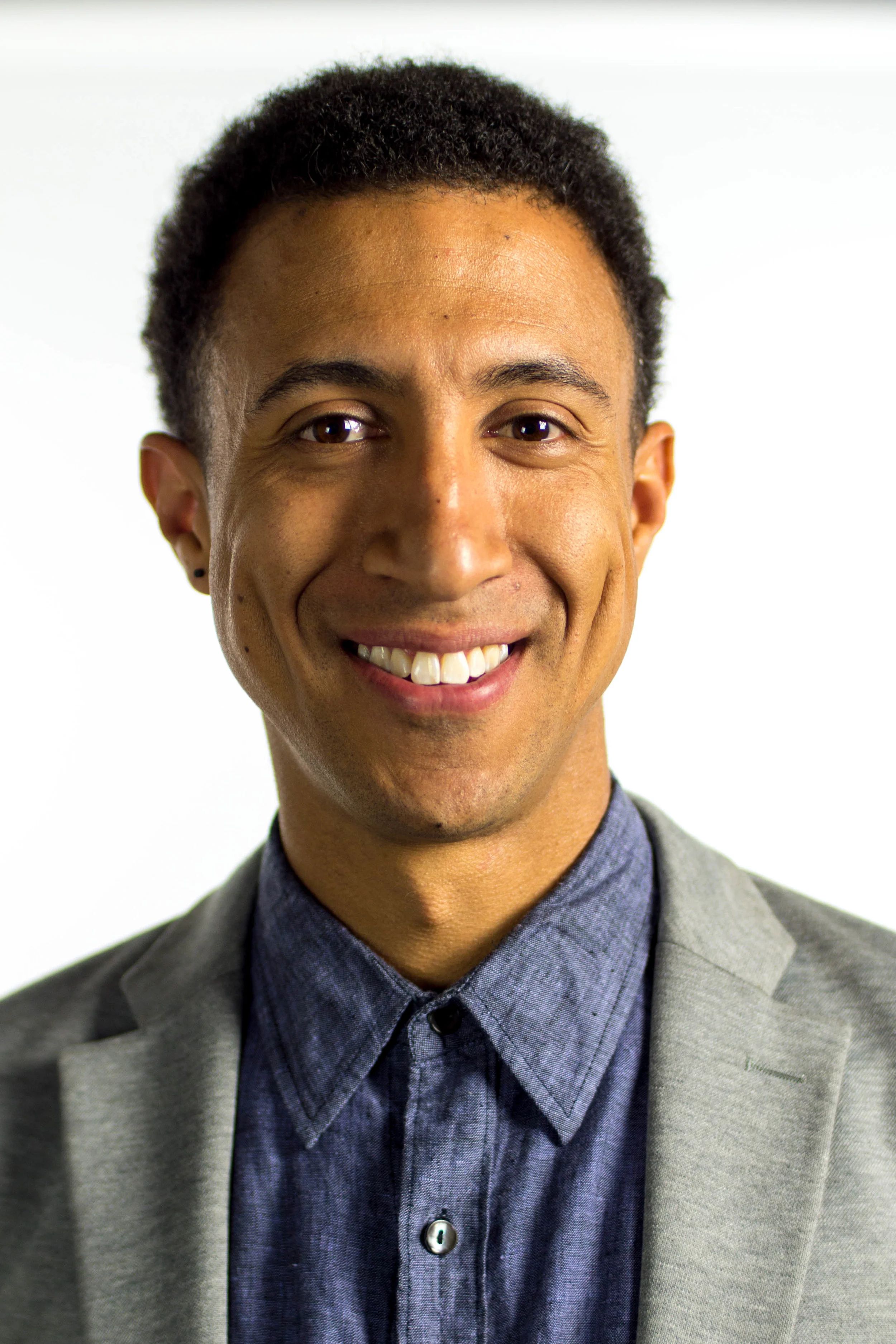 Extavour-headshot-May2017.jpg