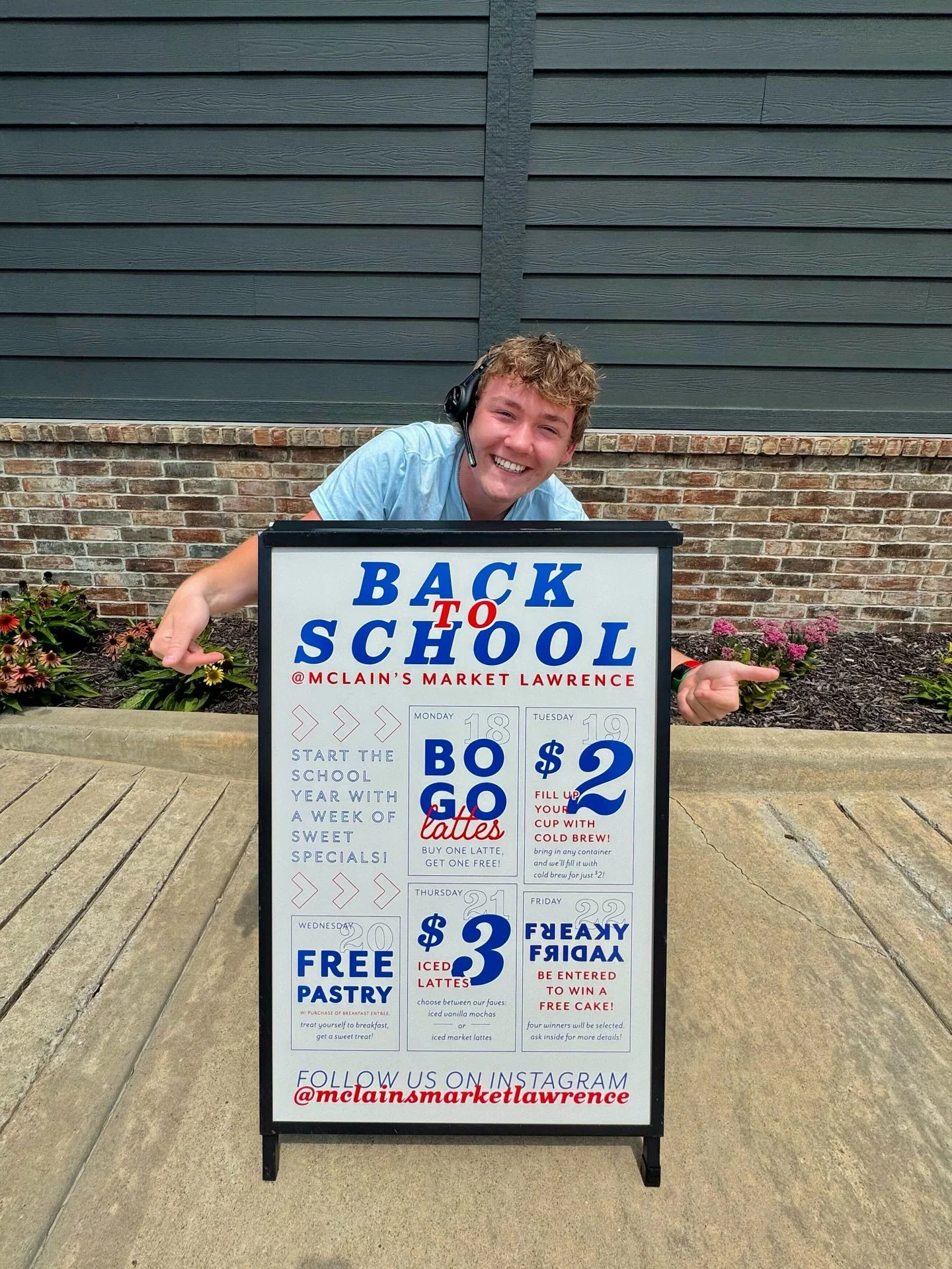 kicking off the first week of school with hot deals 🔥 and don’t forget to join us this weekend for $5 mimosa pitchers starting today!!!
