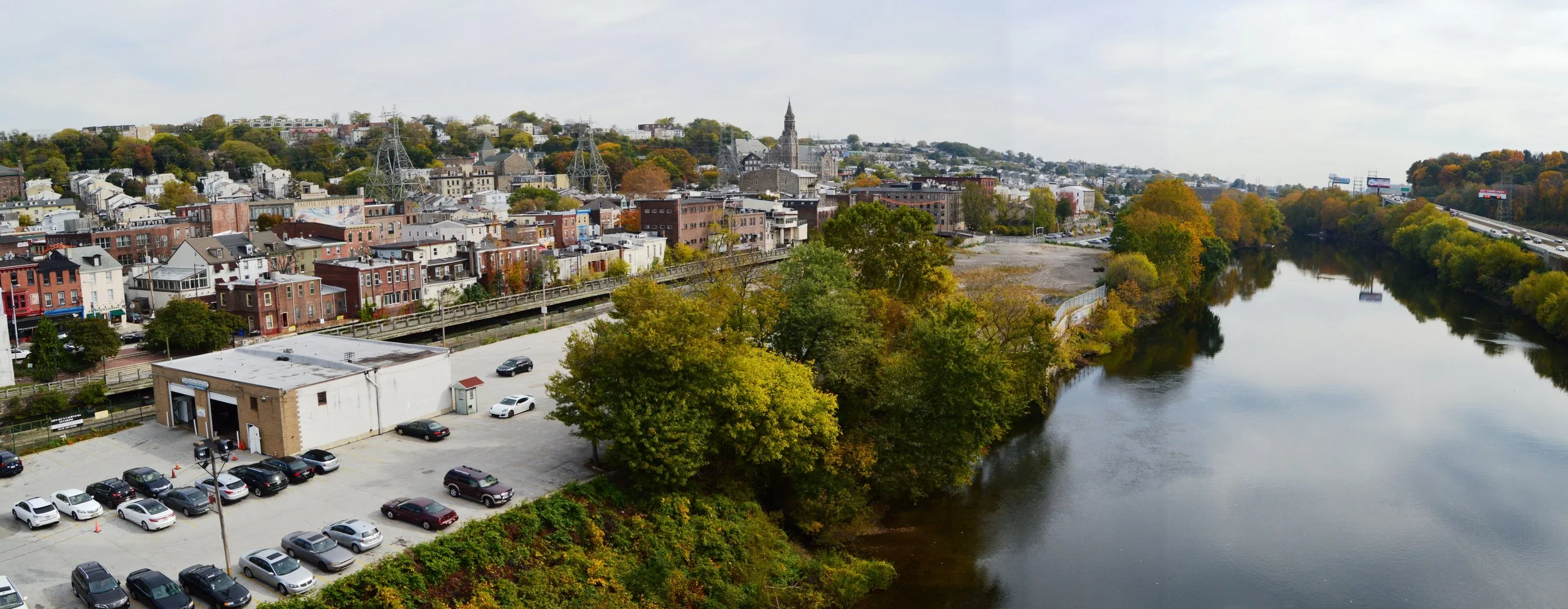 View_from_Manayunk_Bridge,_October_2014.jpg