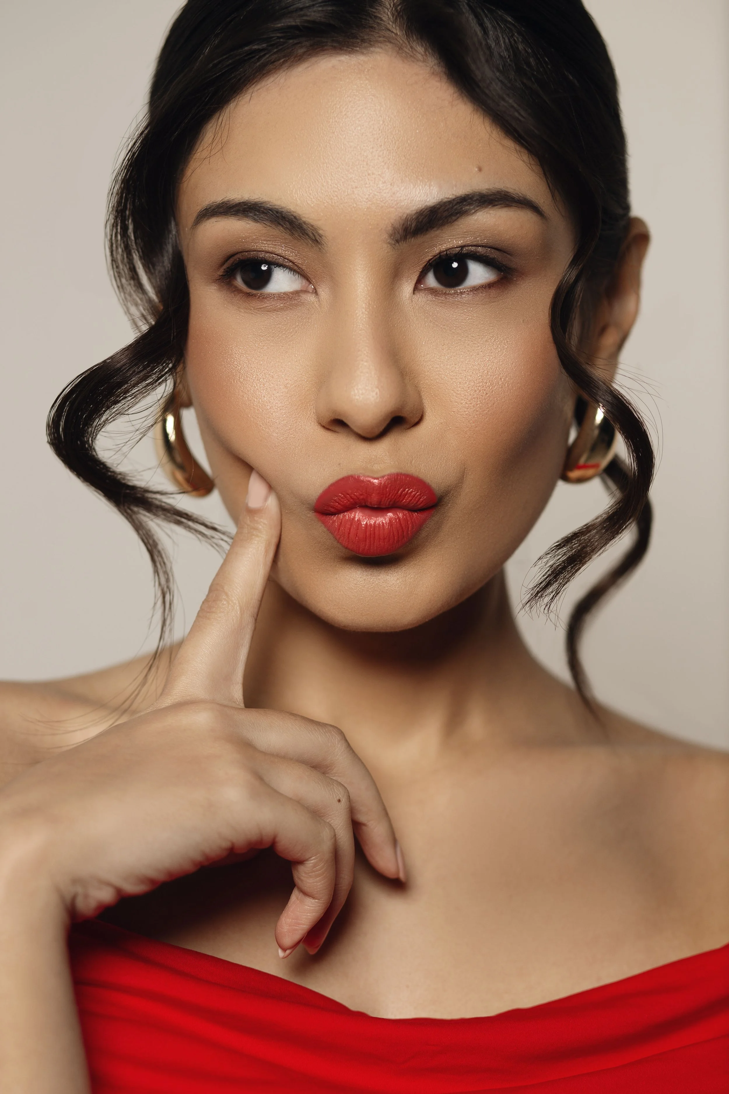 2026 Bridal Makeup: What's In &amp; What's Out