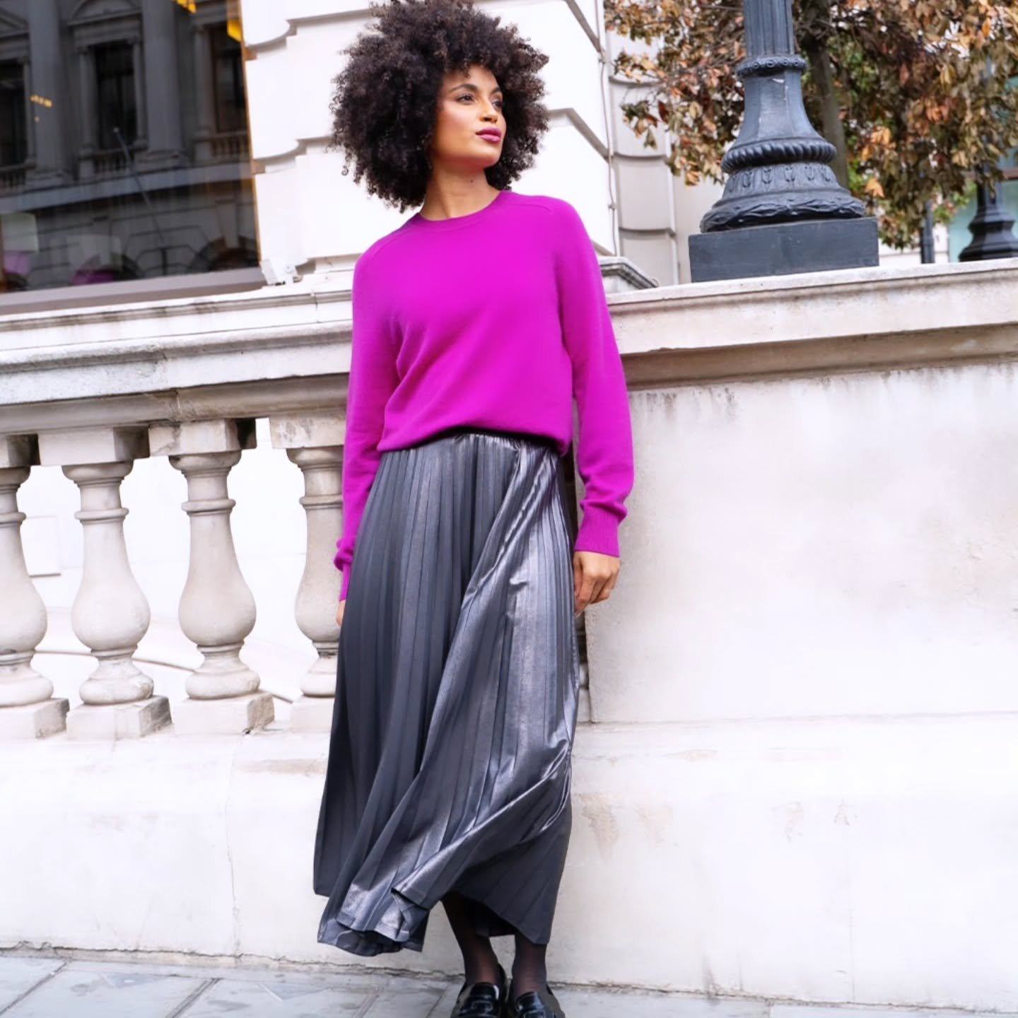 Such a lovely campaign shoot for @_kettlewell clothing. Shooting with natural light sun and moon. The brief was makeup with cool tones which is not normaly my go to colour pallete but I love the look I created on @itspaulaalmeida. Hair and makeup by 