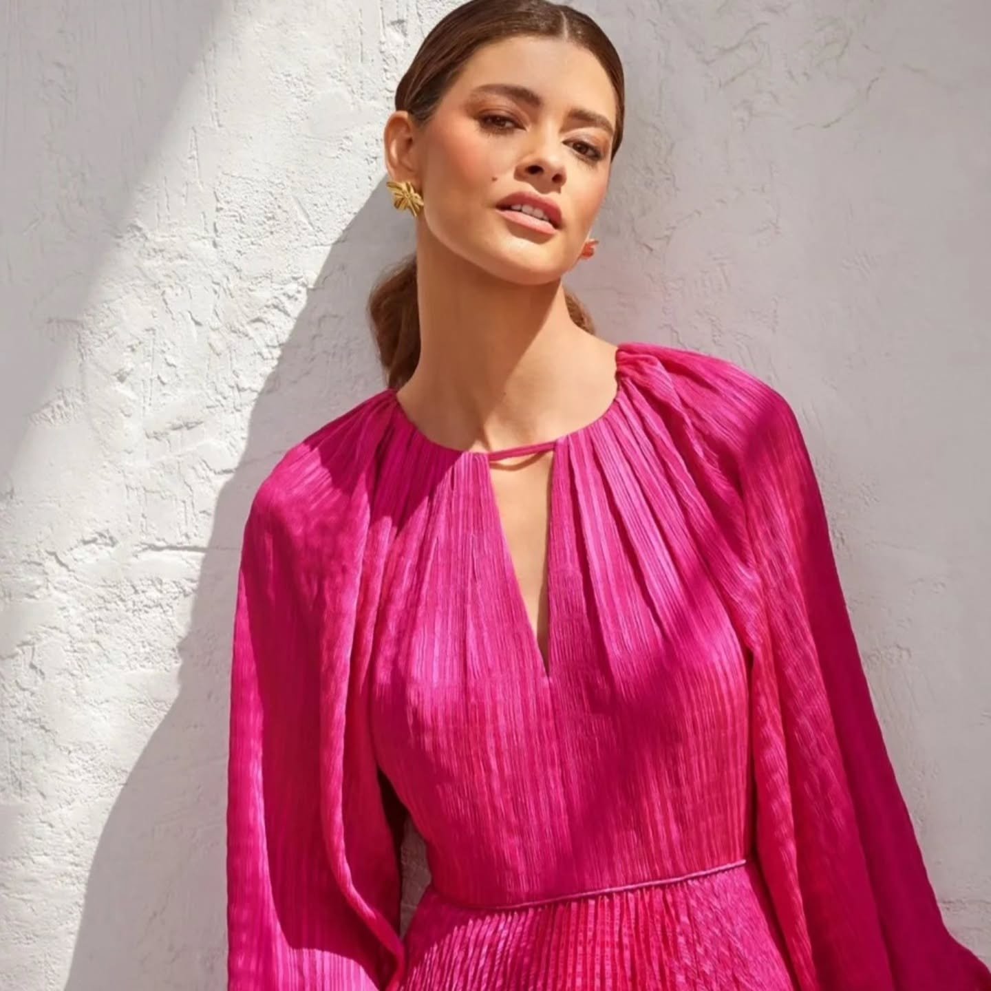 Last of the summer shoots.  Hair and glam by me. Love a neutral tone makeup 💄 comment for a product break down.

@narsissist
@lauramercier
@tarte
@dior
@refy

📸 @justin.c.photography 
Styling @laurajjanee 
Model @victoriarjbz 
Producer @chanellekar