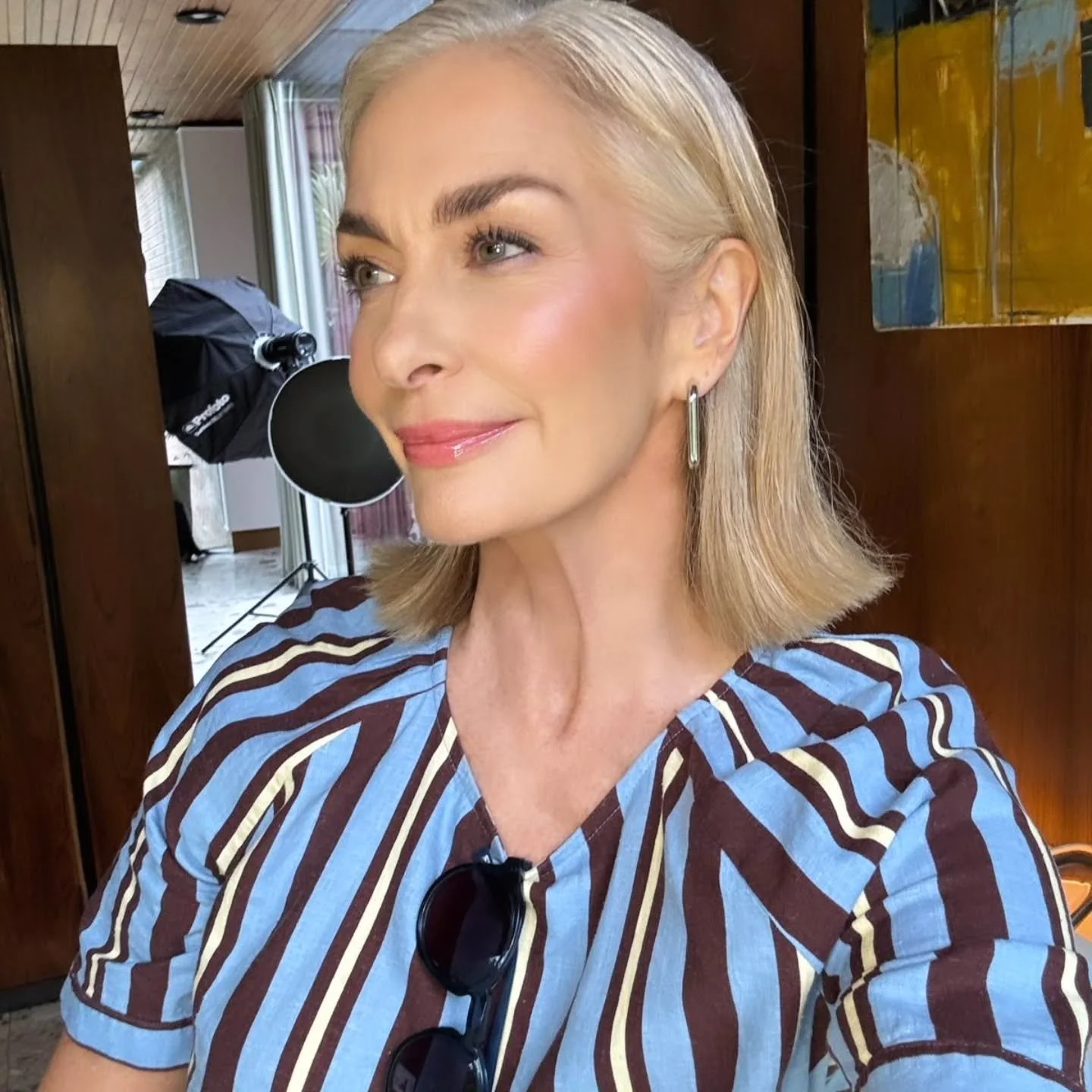 Stunning Summer shoot in winter 🤣.
Hair and makeup by me on the stunner @thejoprice for @makeupjunkiesinternational.

We wanted a sleek sophisticated vibe. Hair swept back off the face and a glow on the cheeks a perfect retro but contemporary look! 