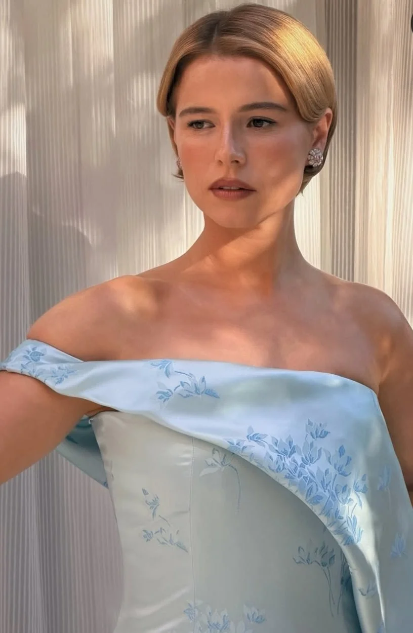 Jessie Buckley Golden Globe Makeup by Nina Park