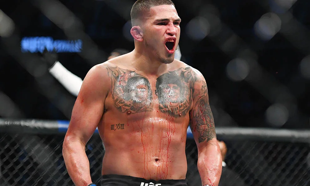 anthony-pettis-stephen-thompson-ufc-on-espn-plus-6-16.jpg