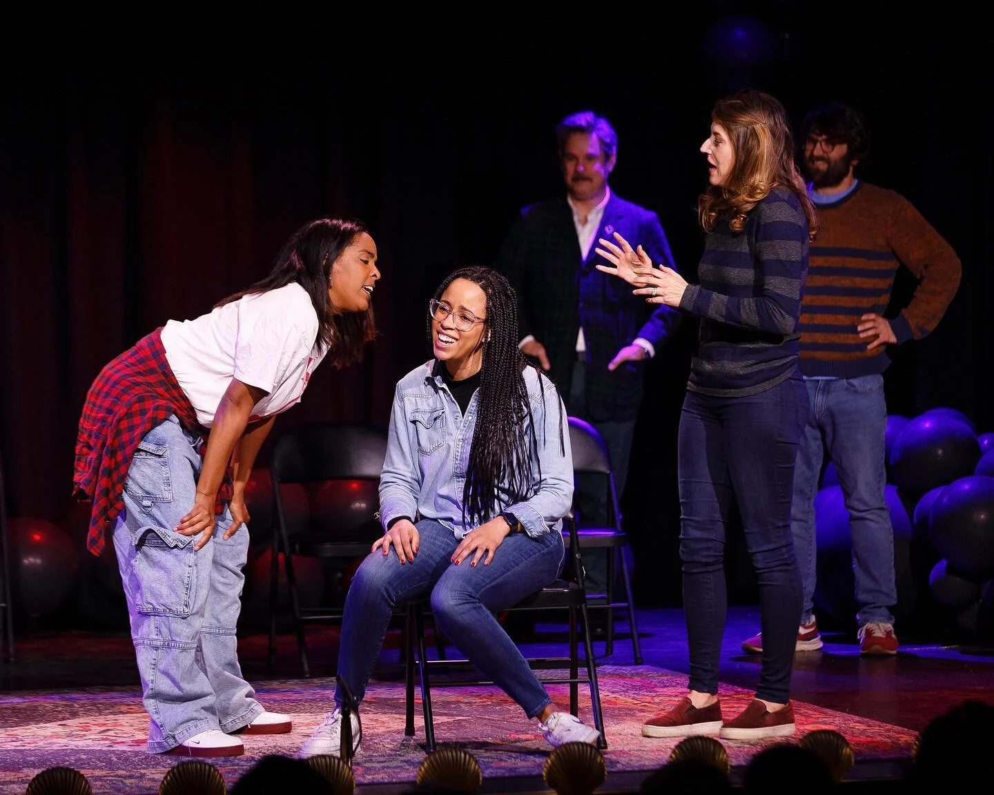 Come see two of the greats, @charity_corin and @cfionam (among many others!) at our show this Sunday with monologist @cameronesposito at @dynastytypewriter! Get those tickets now!
📸: @liezlwashere