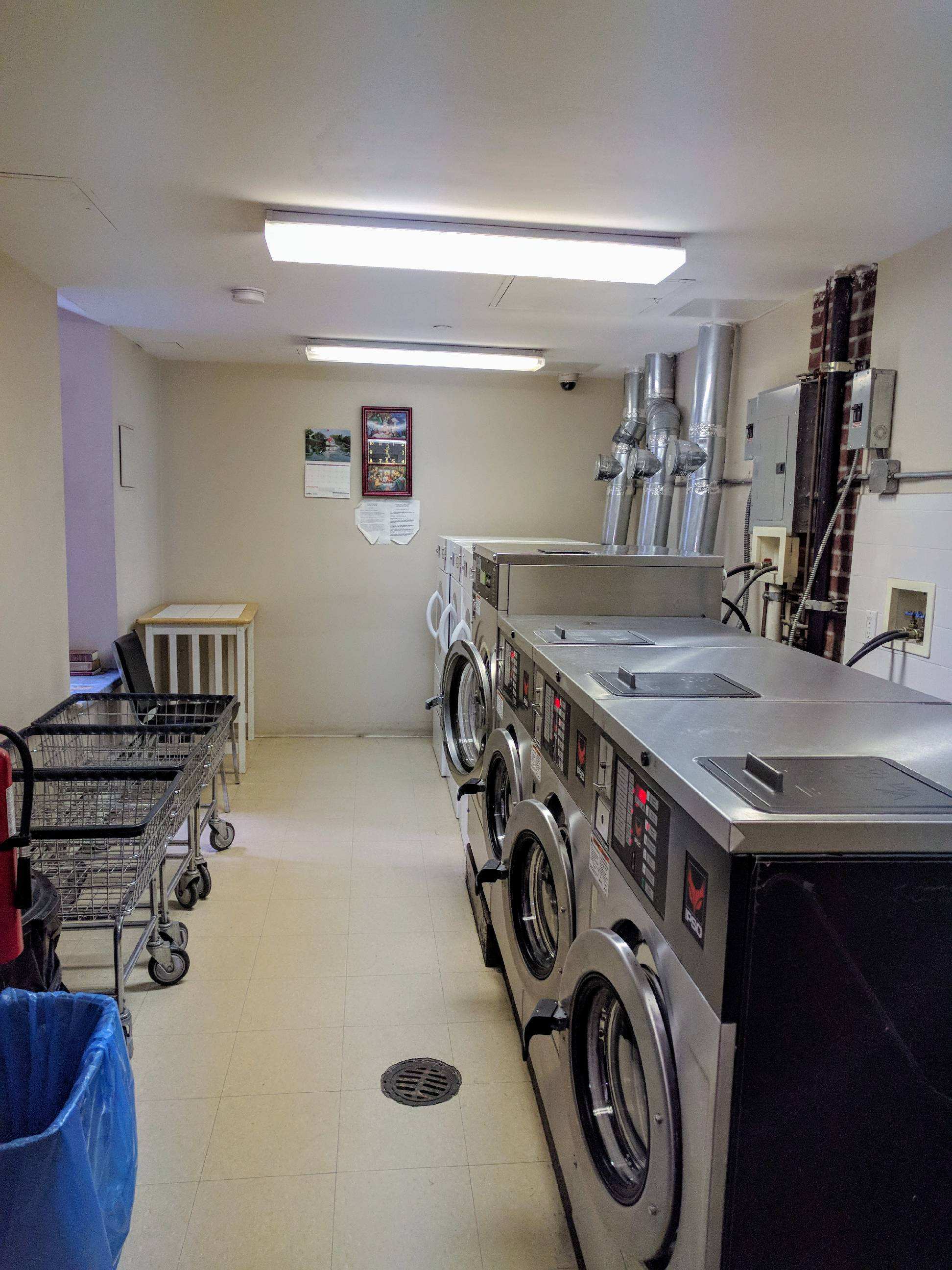 610 W 136 St Amenities