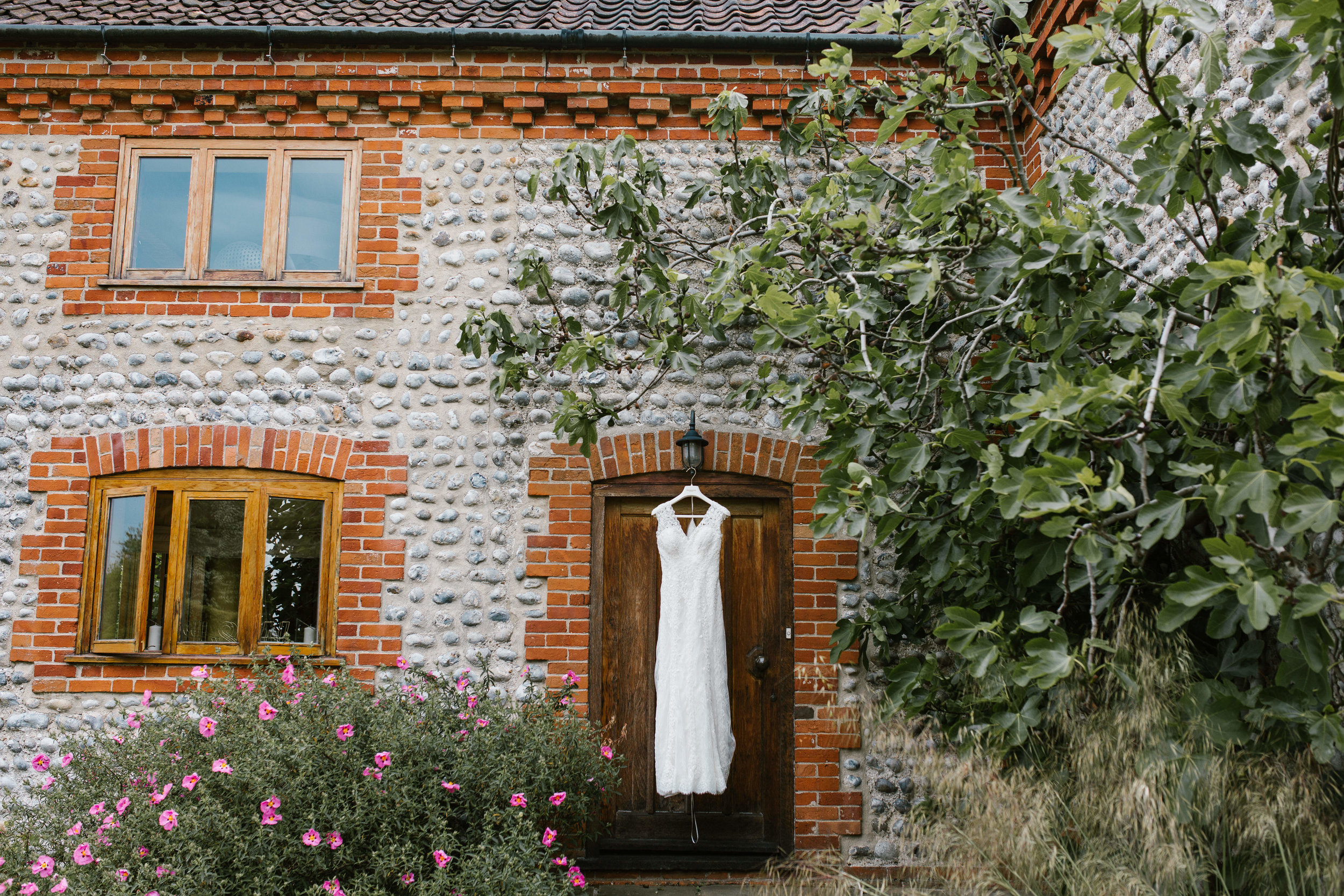 Beth + Will, Chaucer Barns, Chaucer Barns Wedding, Spring Wedding-36.jpg