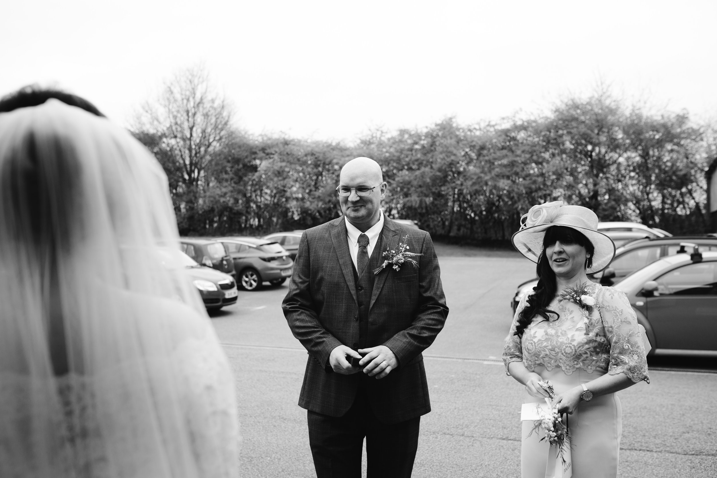 Sandhole Oak Barn, Rustic Wedding, DIY Wedding, Manchester wedding photographer, Birmingham wedding photographer, barn wedding-107.jpg