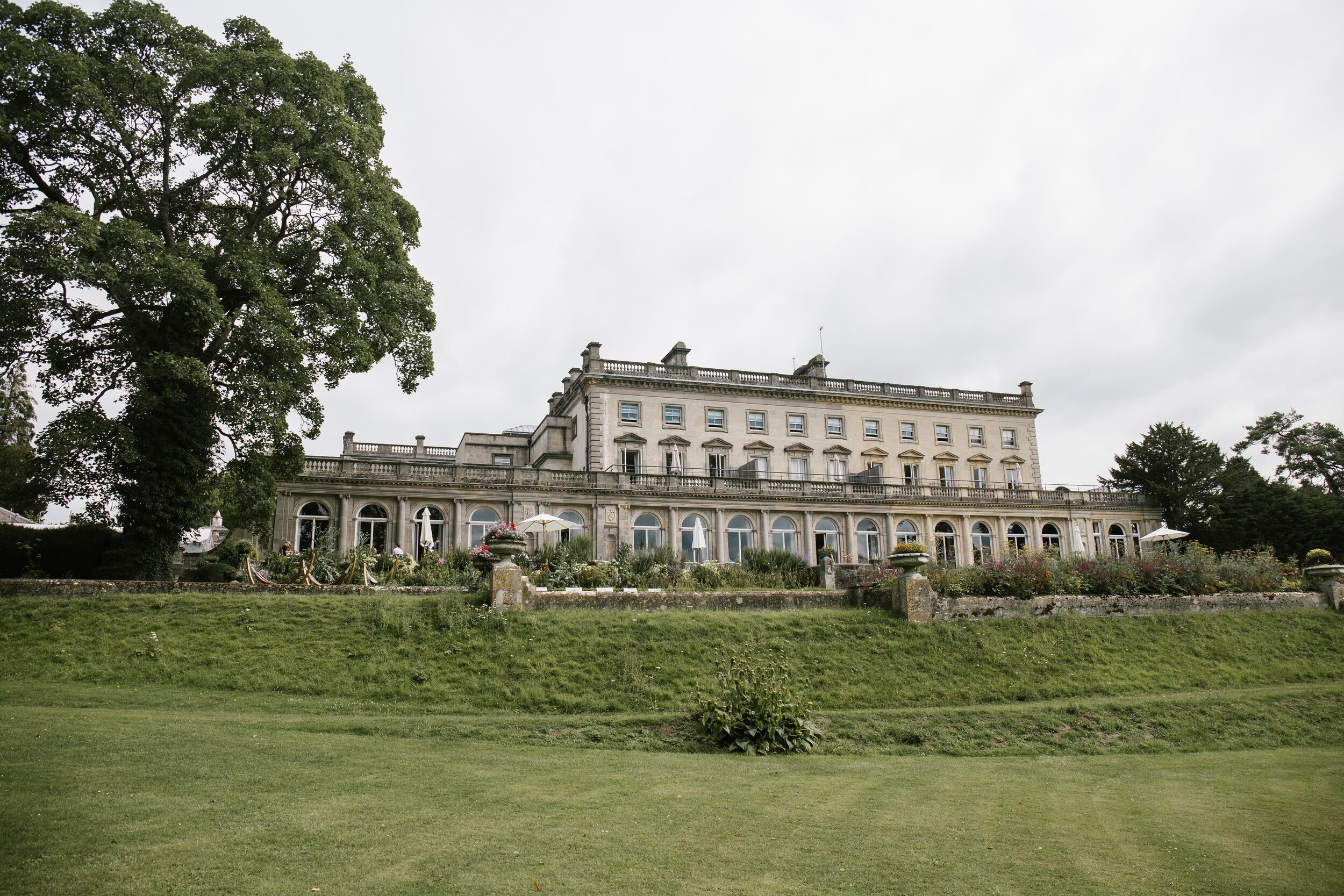 Cowley Manor wedding venue in the cotswolds