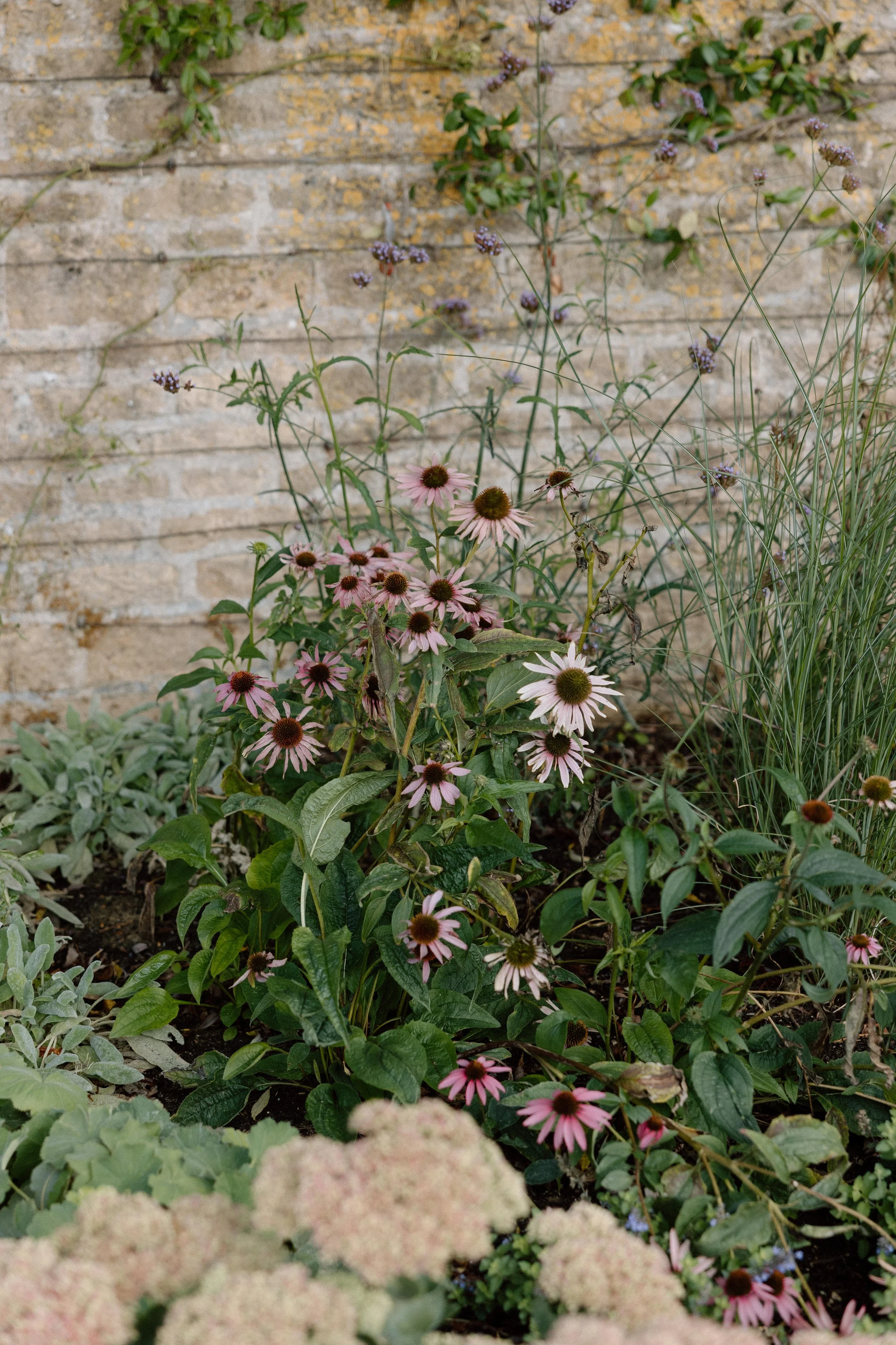 Kin House Wedding photographer, Kin House Pool-22.jpg