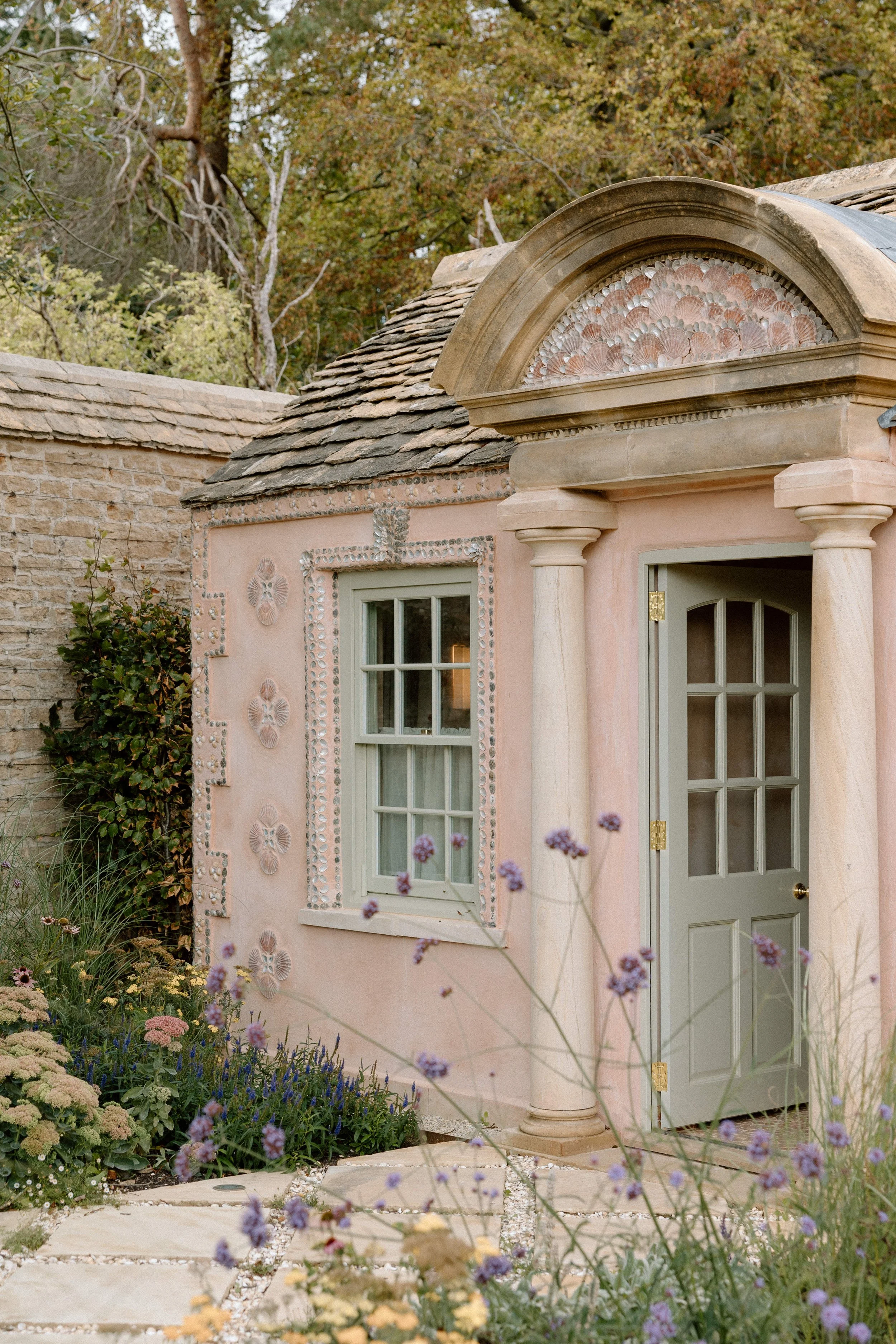 Kin House Wedding photographer, Kin House Pool-45.jpg