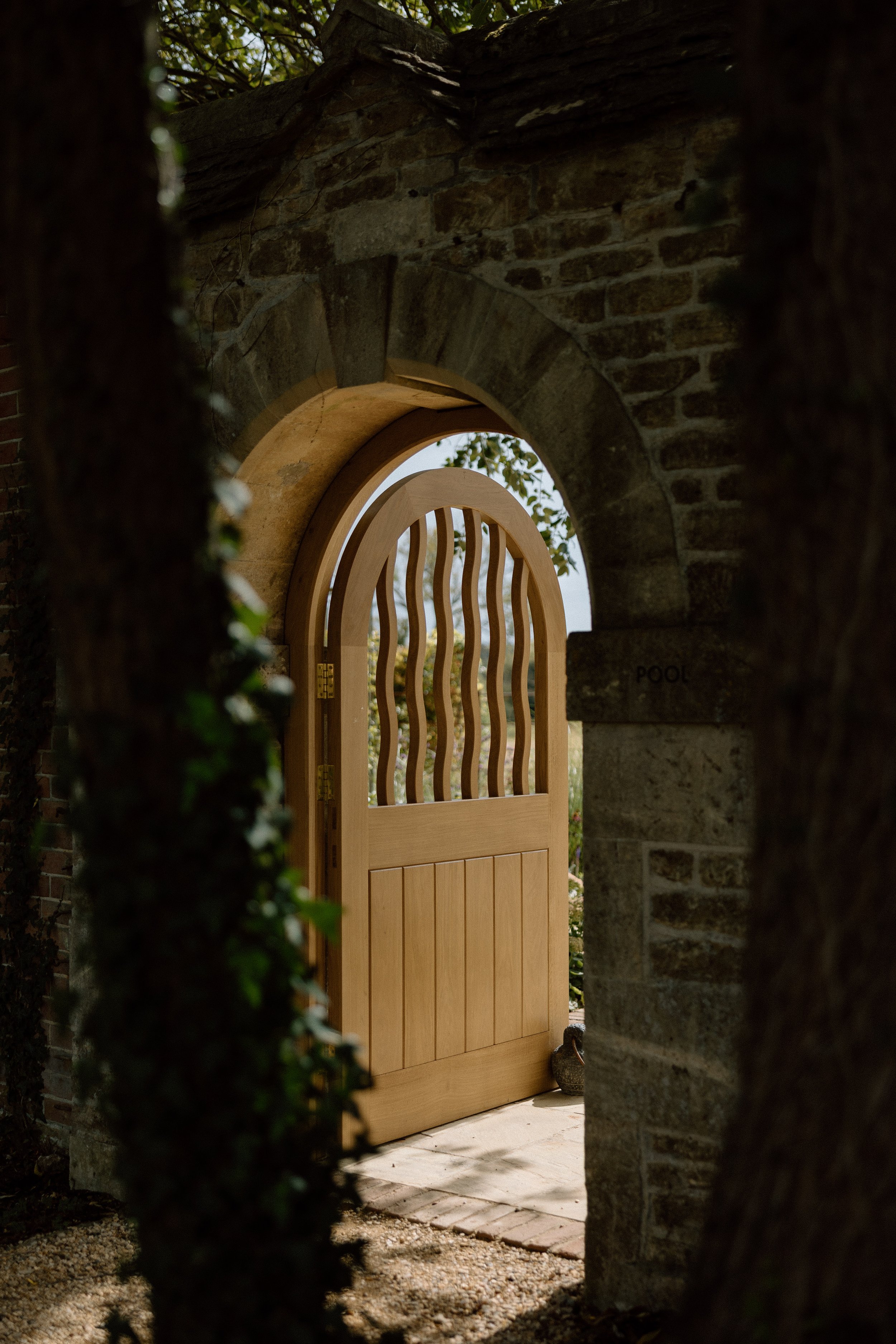 Kin House Wedding photographer, Kin House Pool-61.jpg