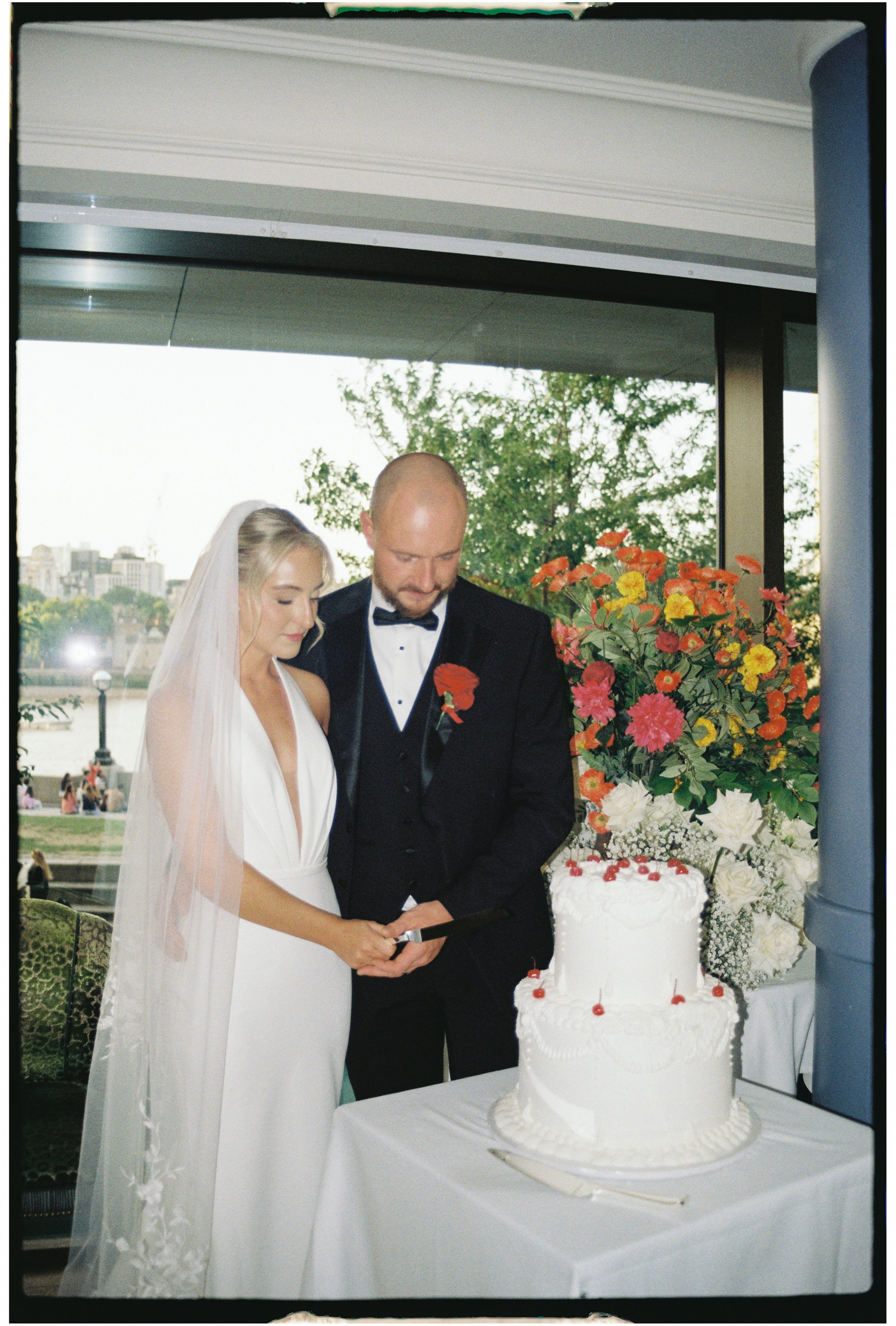 35mm film photography_ 35mm weddings -58.jpg