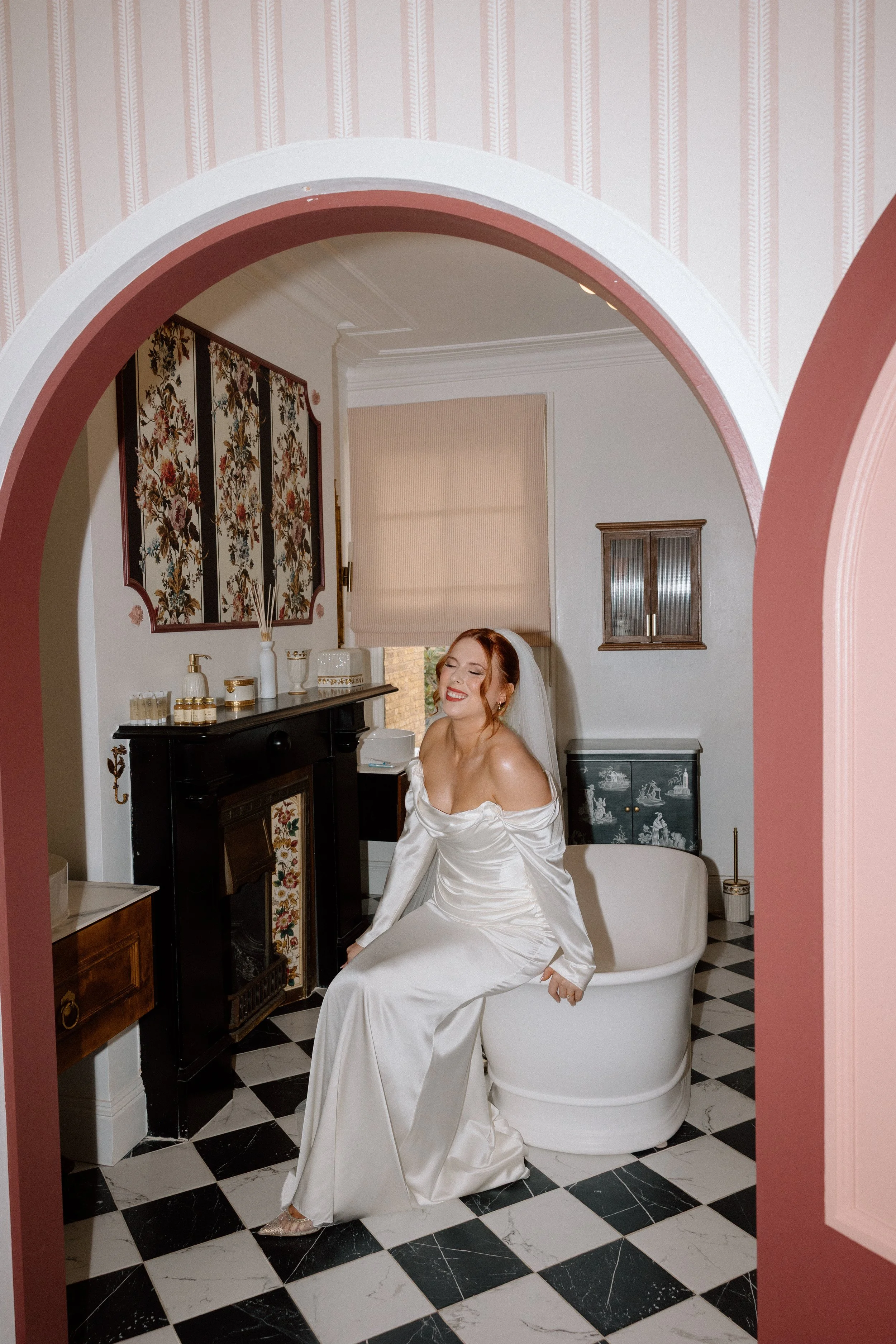 Kindred Wedding_London wedding photographer_Editorial Wedding Photographer-26.jpg