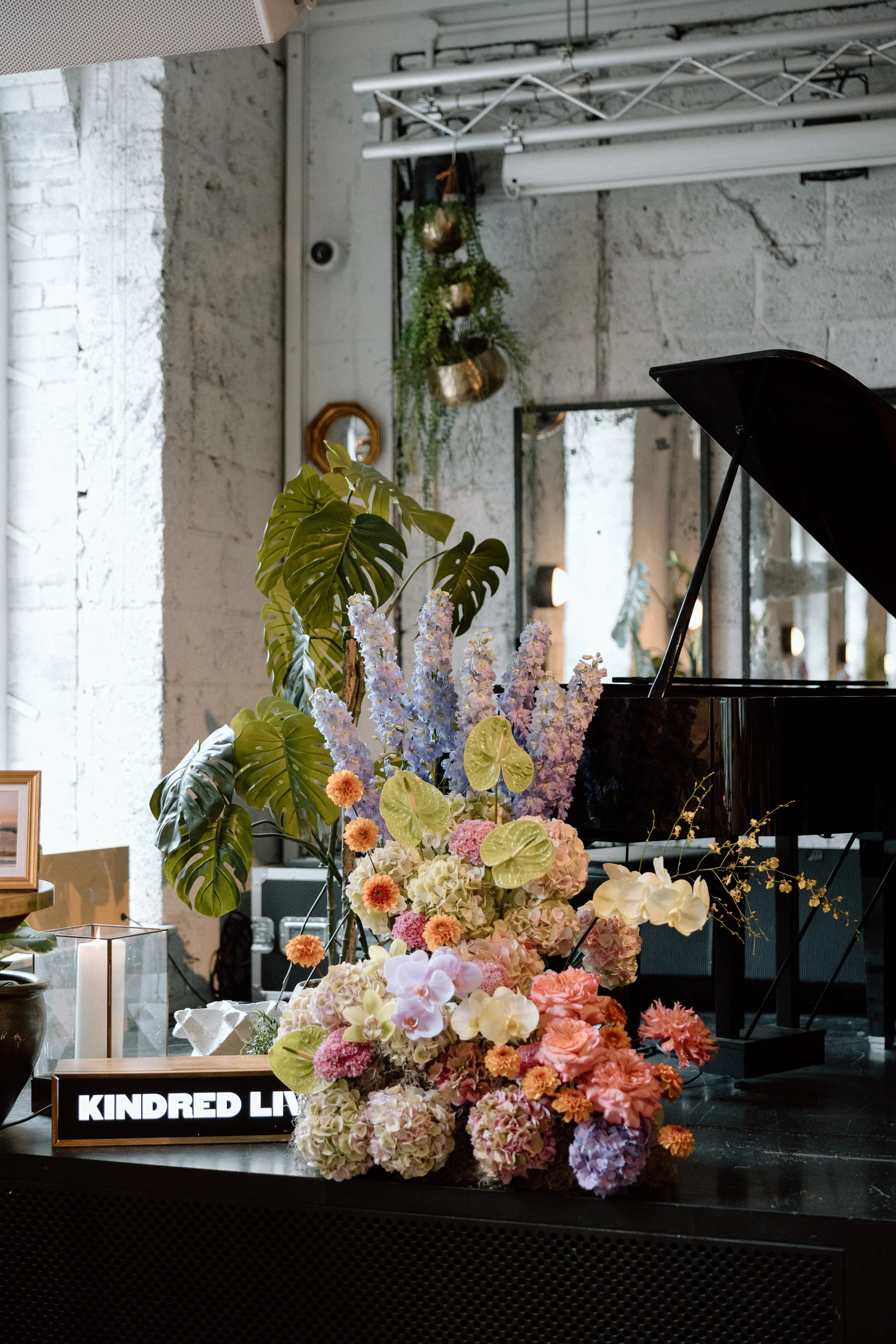 Kindred Wedding_London wedding photographer_Editorial Wedding Photographer-46.jpg