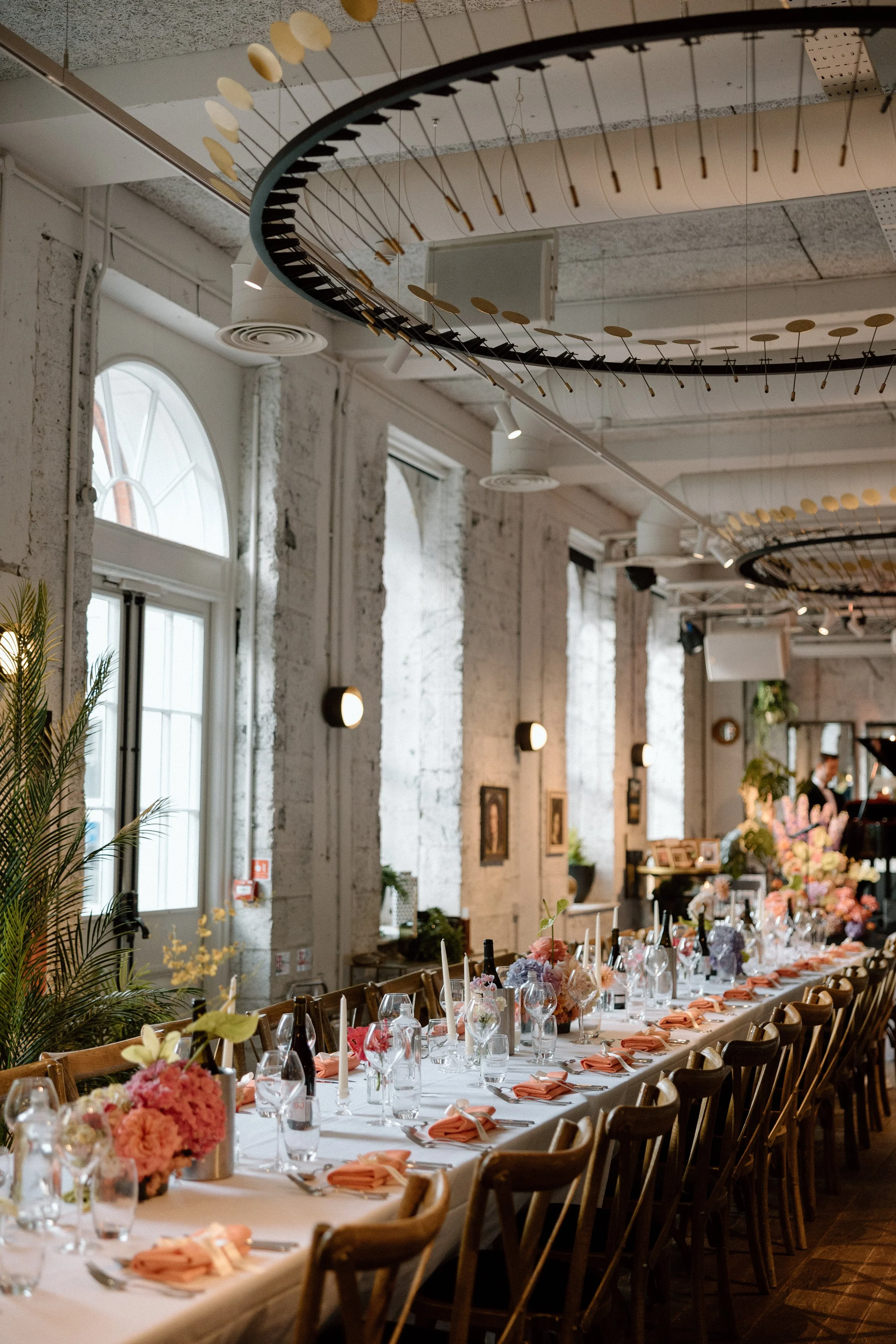Kindred Wedding_London wedding photographer_Editorial Wedding Photographer-136.jpg