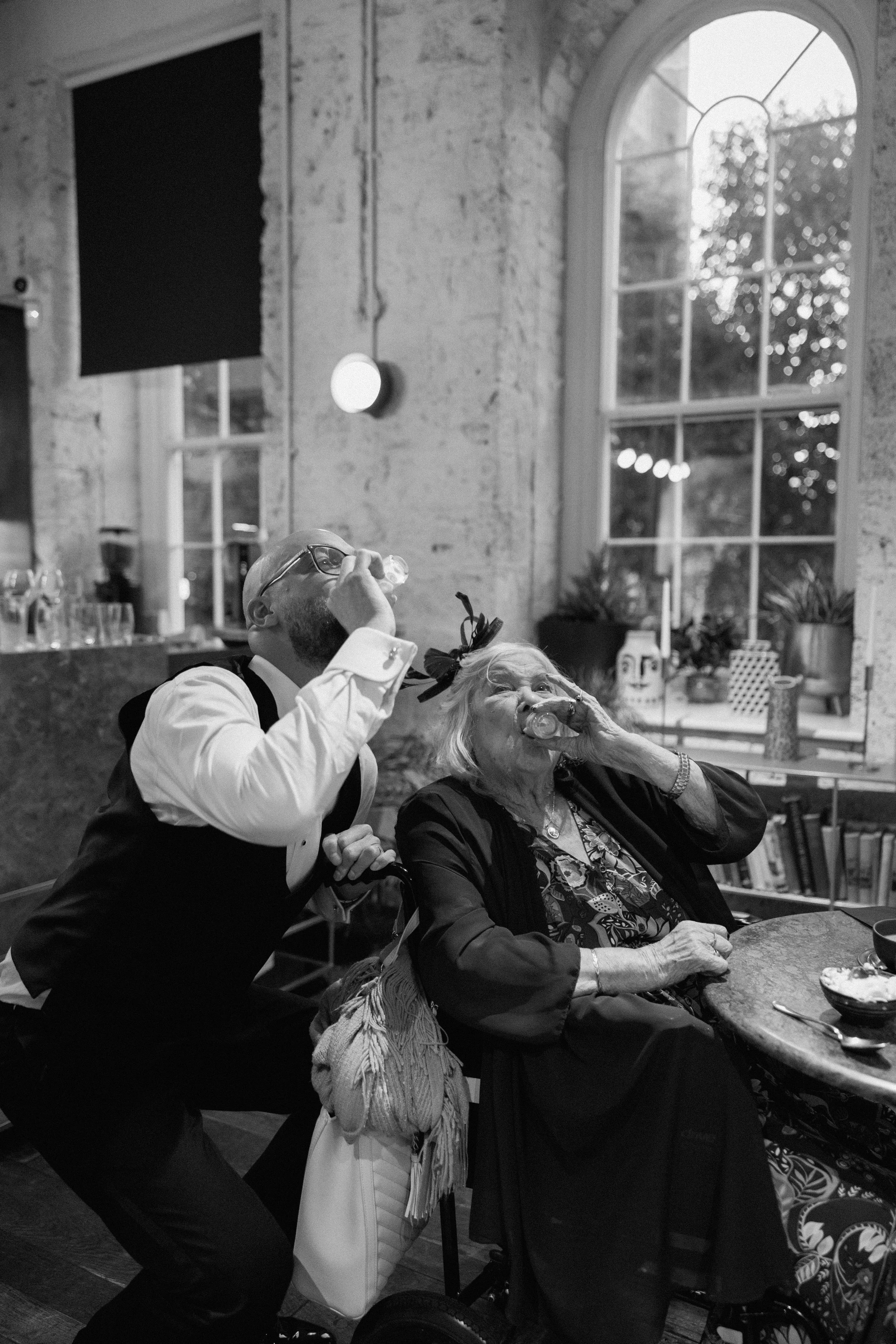 Kindred Wedding_London wedding photographer_Editorial Wedding Photographer-186.jpg