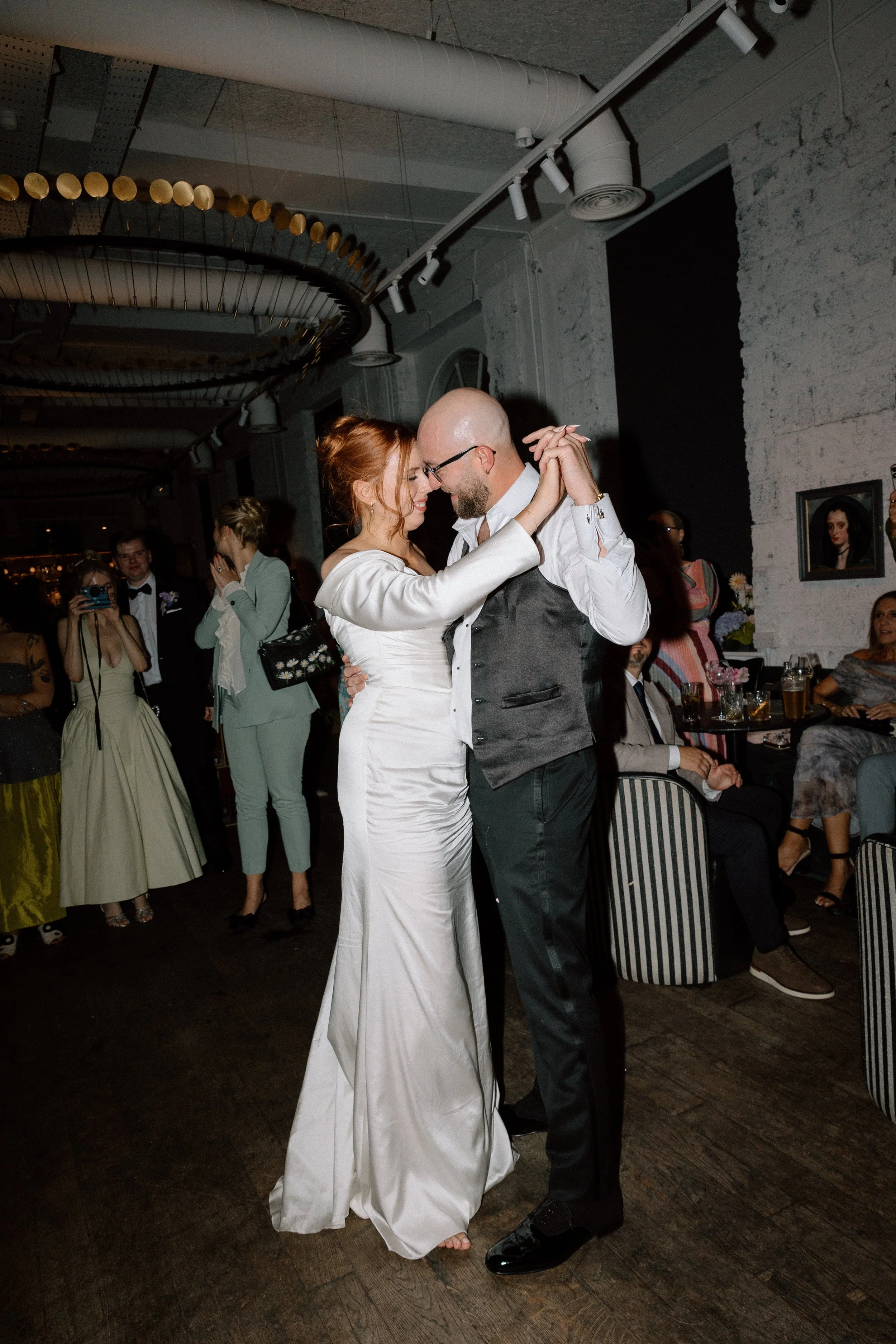 Kindred Wedding_London wedding photographer_Editorial Wedding Photographer-217.jpg