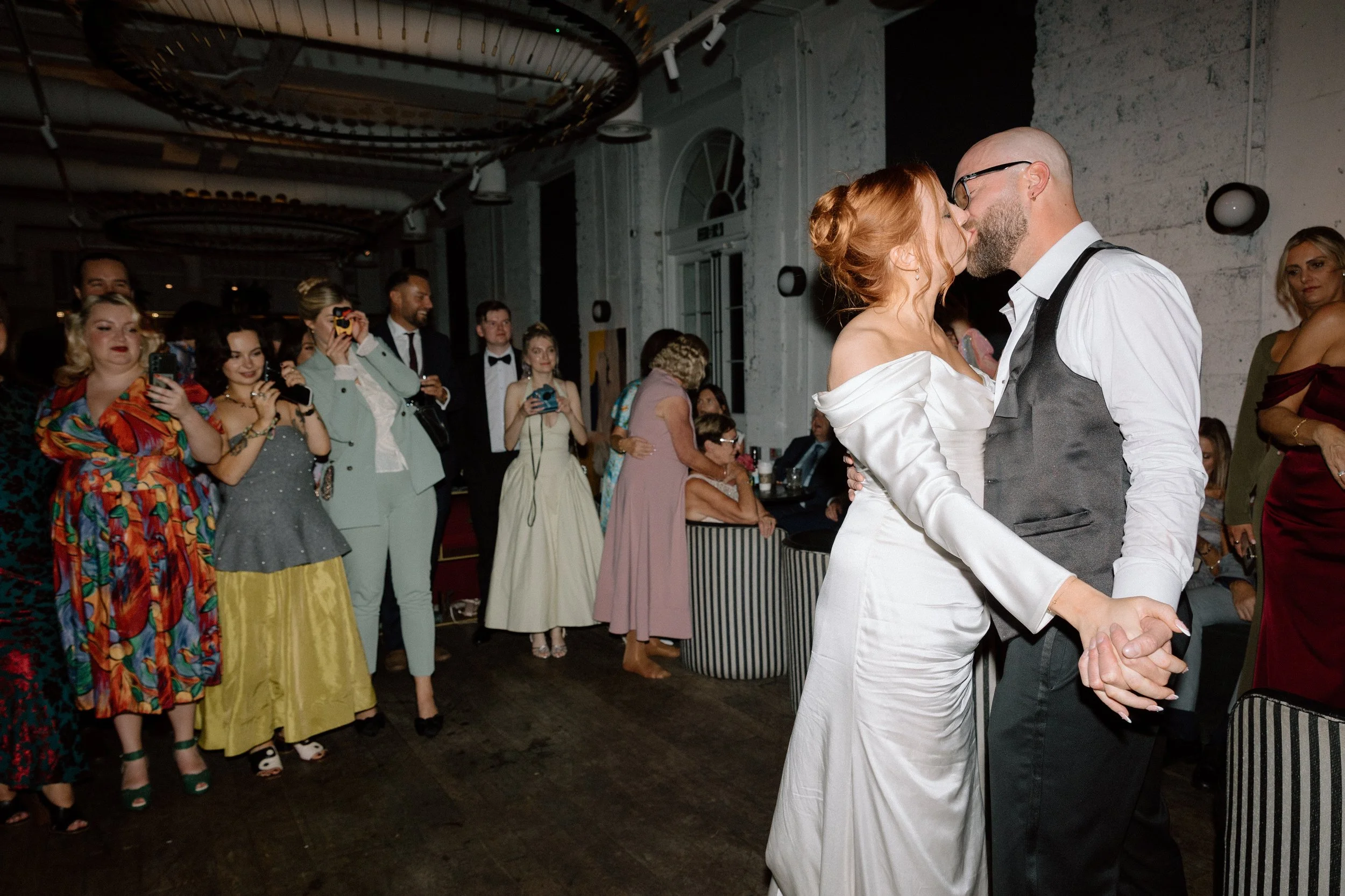 Kindred Wedding_London wedding photographer_Editorial Wedding Photographer-219.jpg